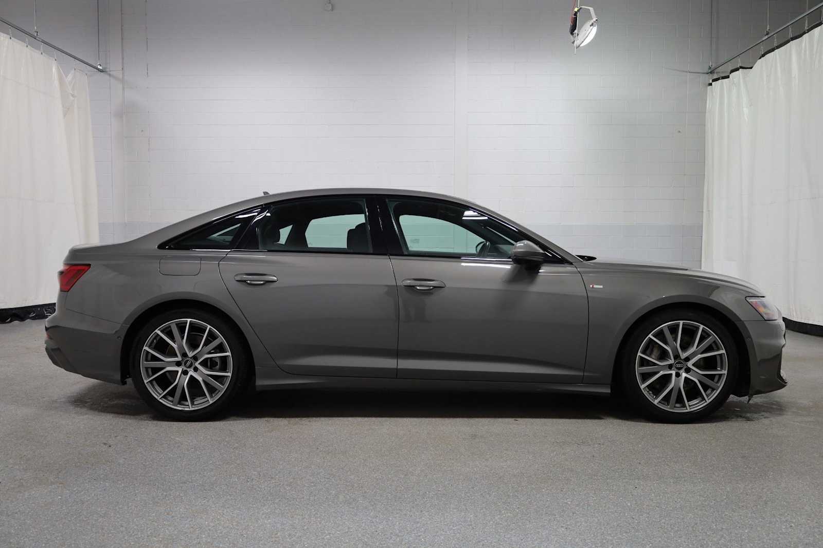 Thumbnail: 2023 Audi A6 - 10