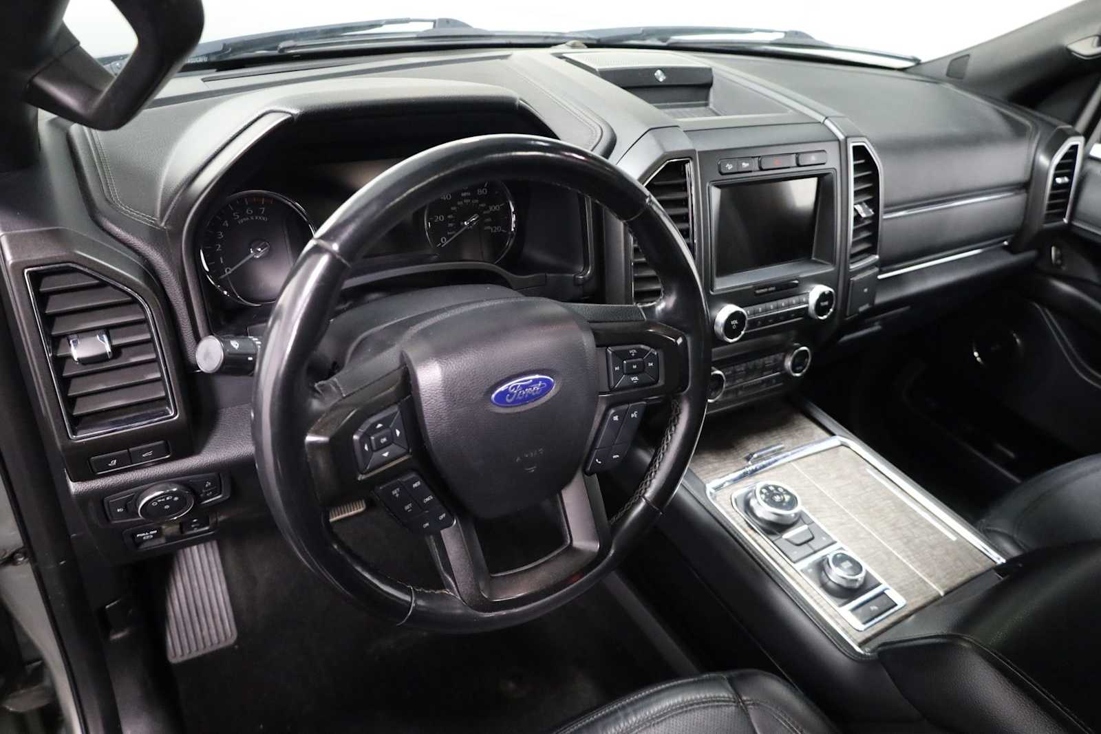 Thumbnail: 2019 Ford Expedition - 4