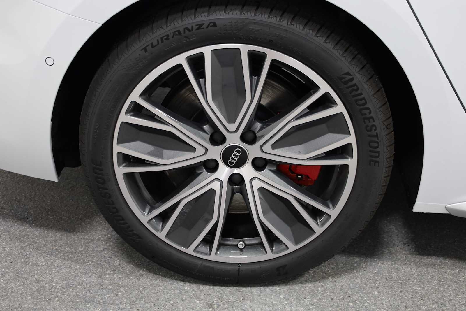 Thumbnail: 2025 Audi S5 - 34