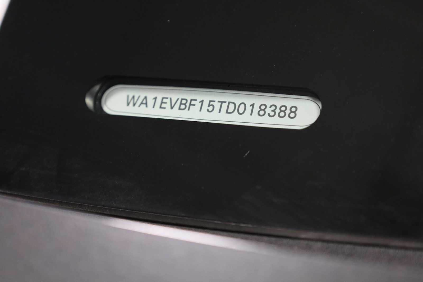 Thumbnail: 2026 Audi Q8 - 41