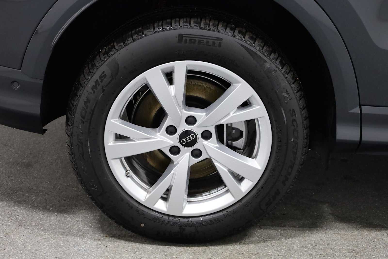 Thumbnail: 2025 Audi Q5 - 34