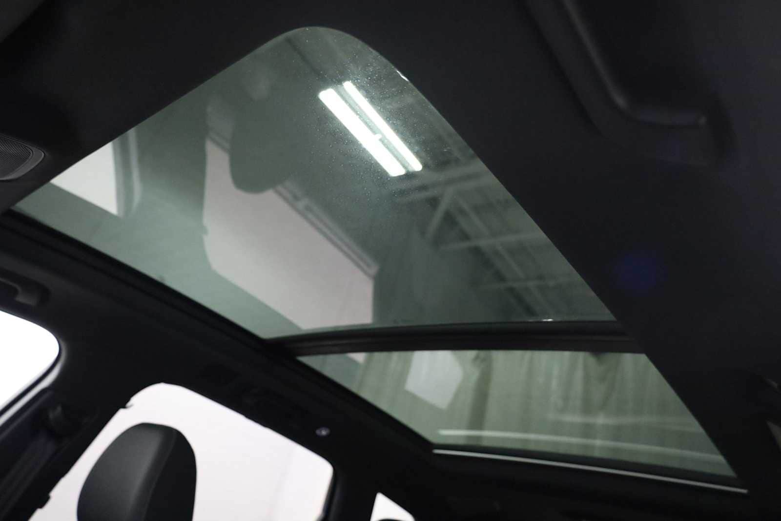 Thumbnail: 2026 Audi Q7 - 19