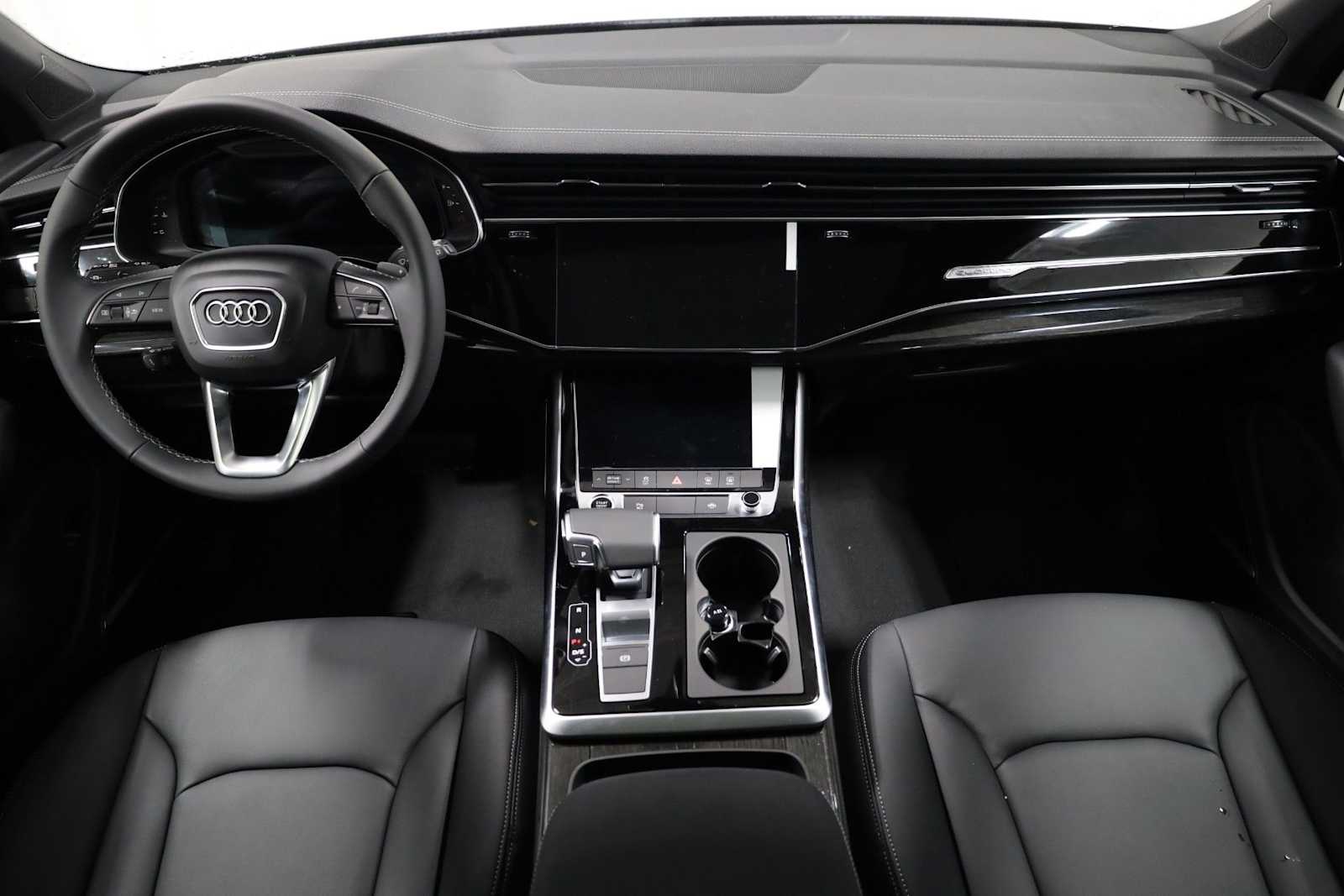 Thumbnail: 2026 Audi Q7 - 23