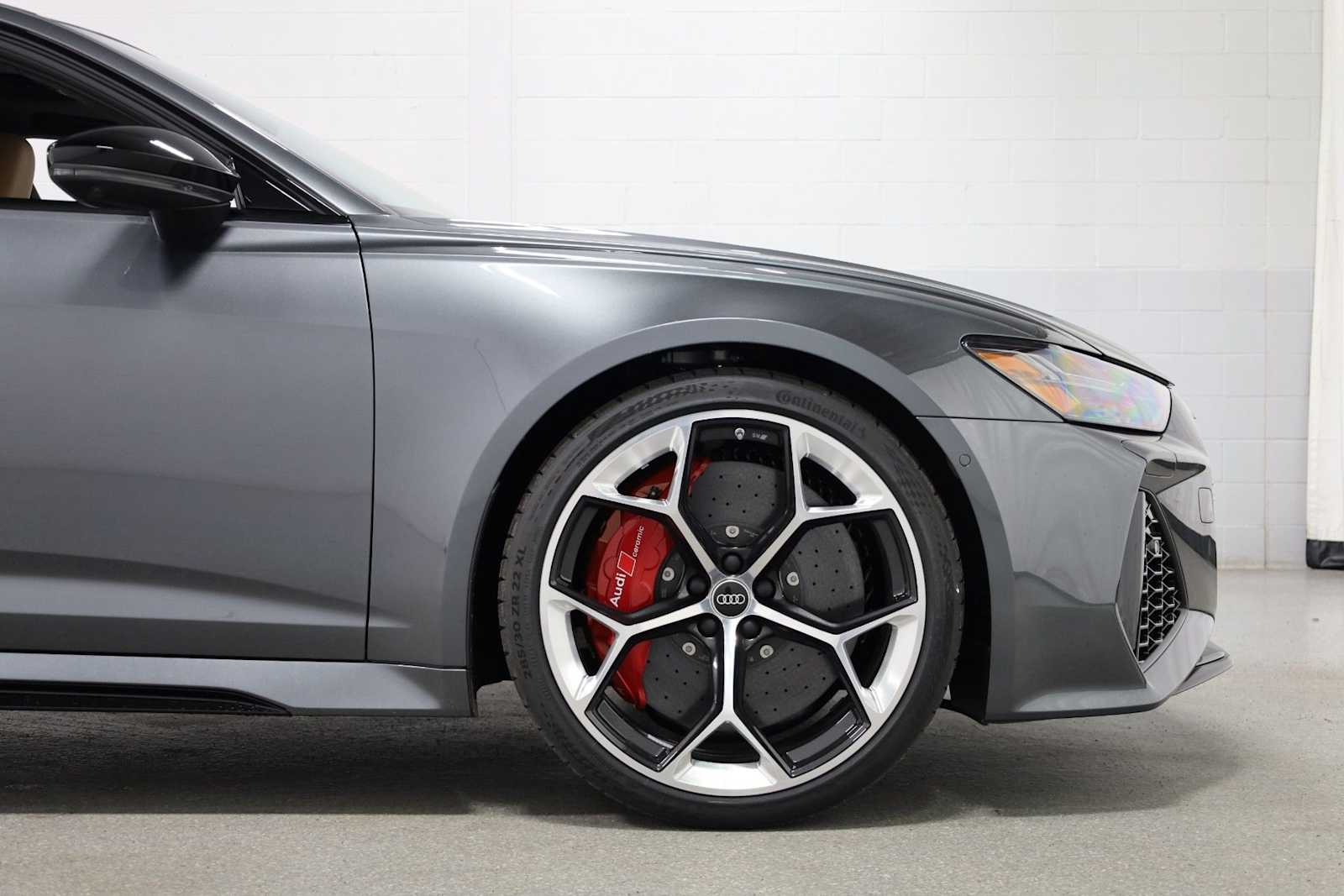 Thumbnail: 2026 Audi RS 6 - 11