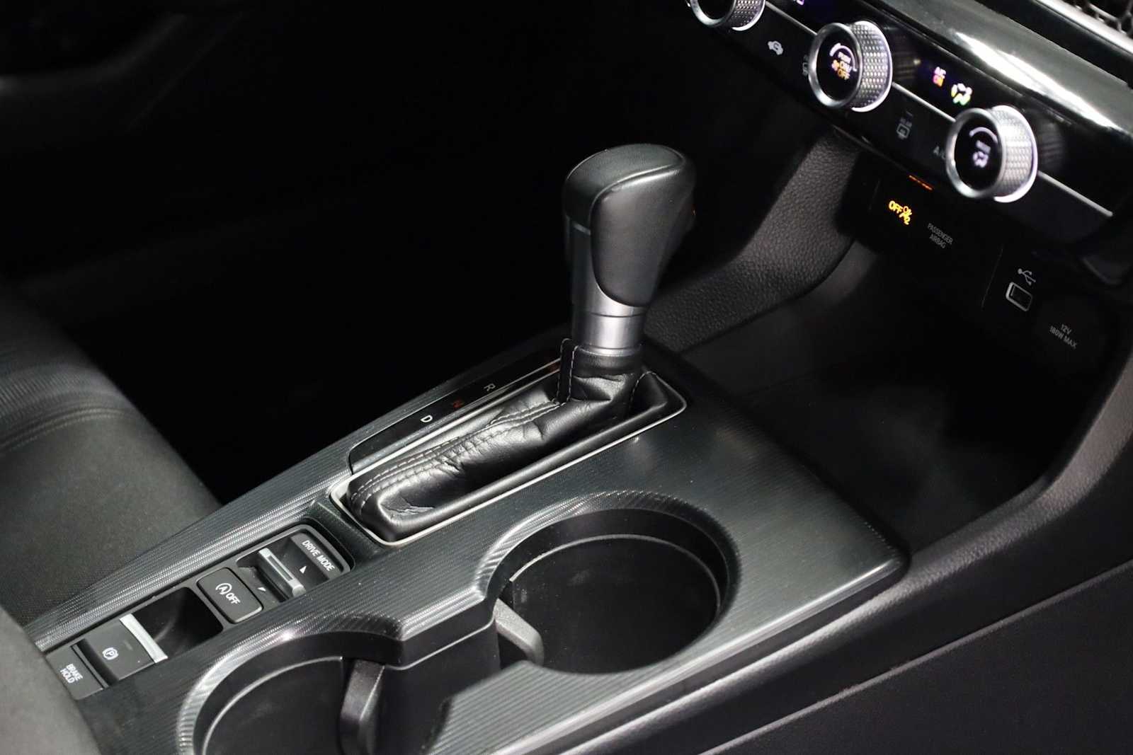 Thumbnail: 2024 Honda Civic - 18