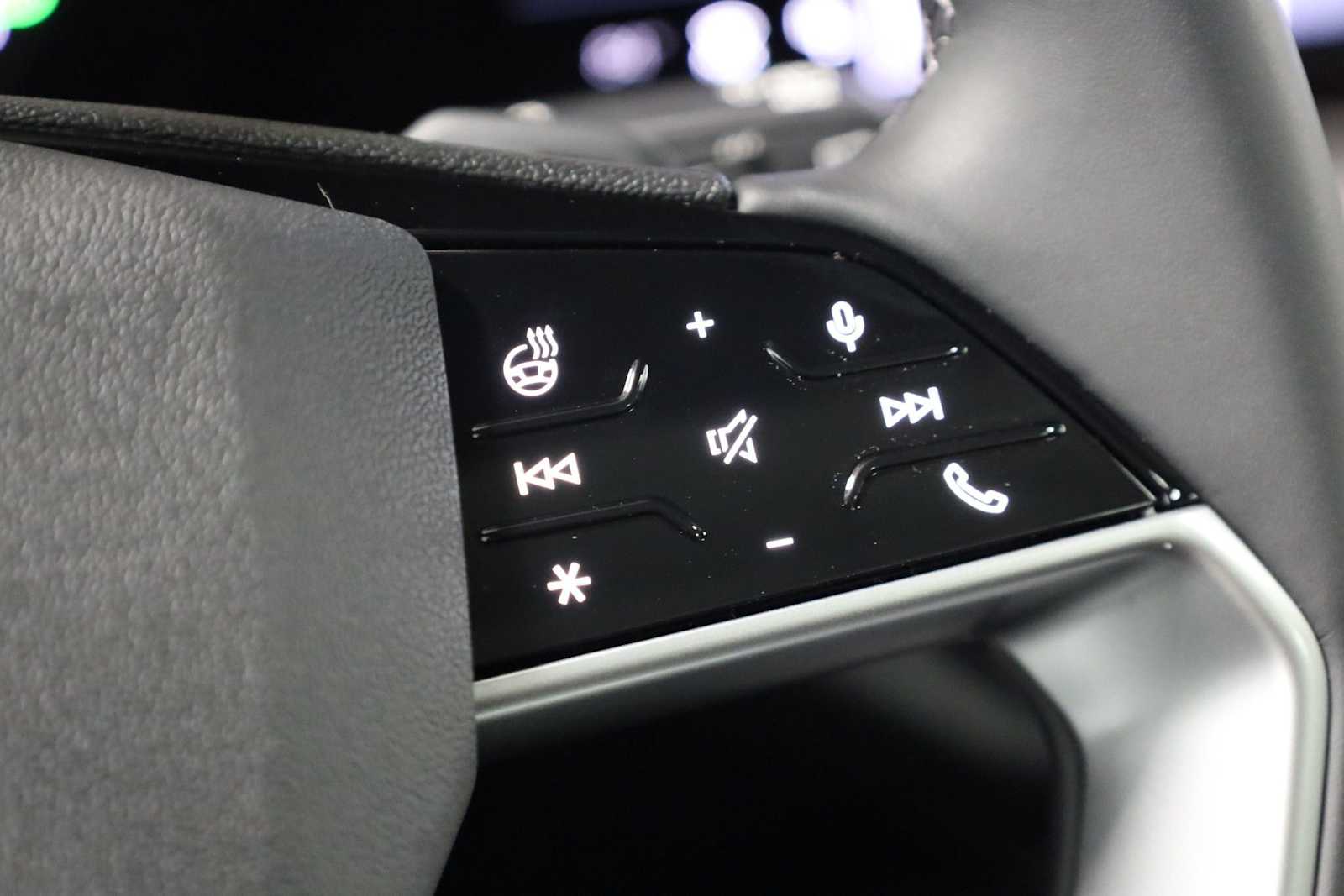 Thumbnail: 2025 Audi Q5 - 25