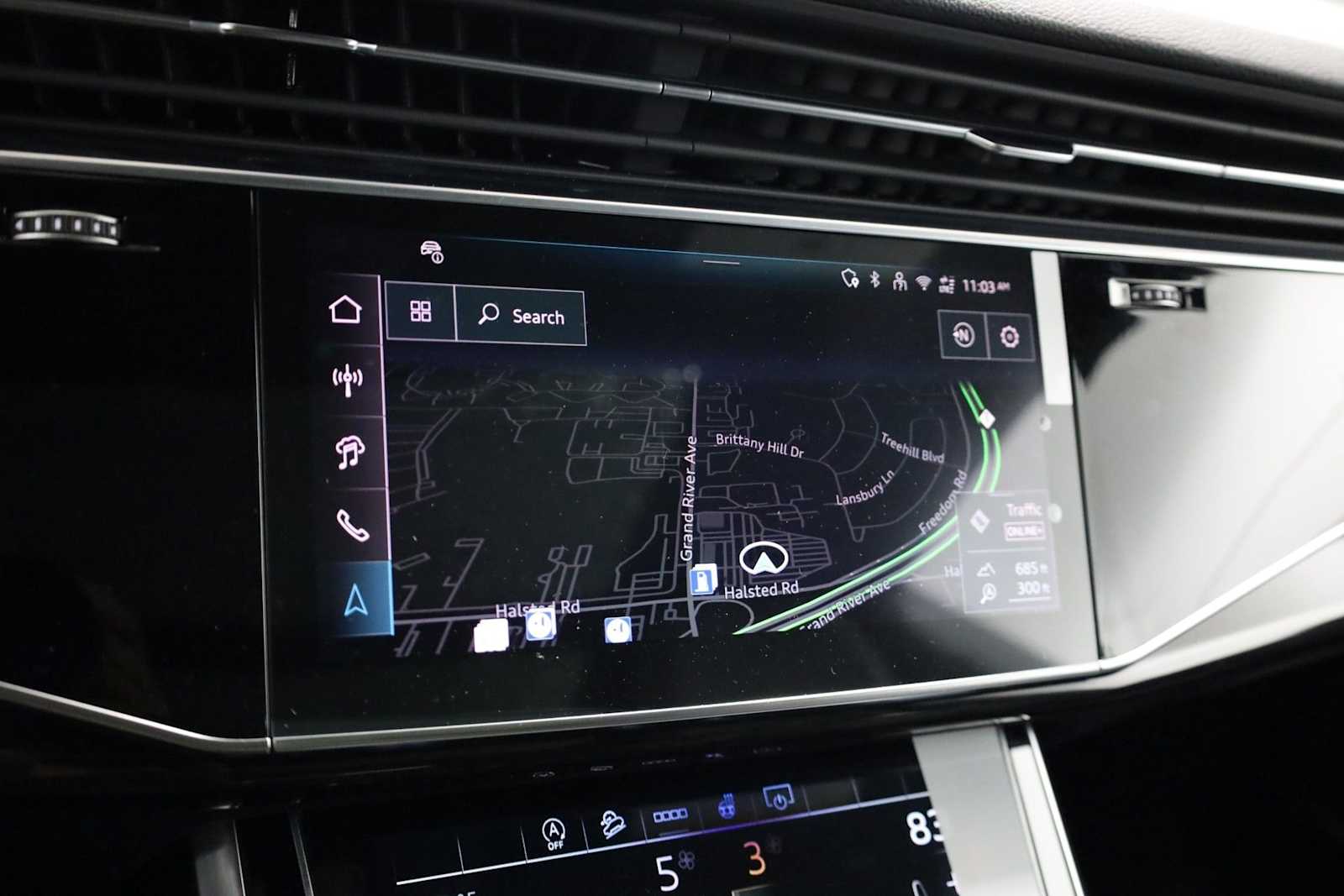 Thumbnail: 2026 Audi Q8 - 31