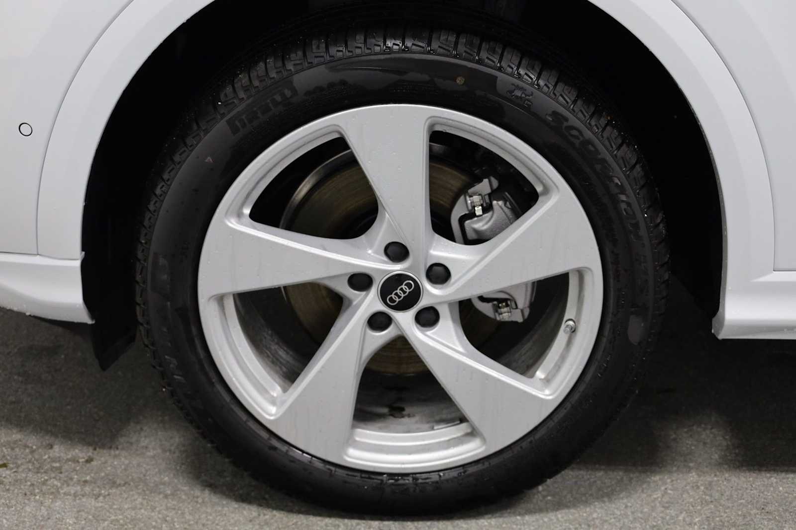 Thumbnail: 2025 Audi Q5 - 37