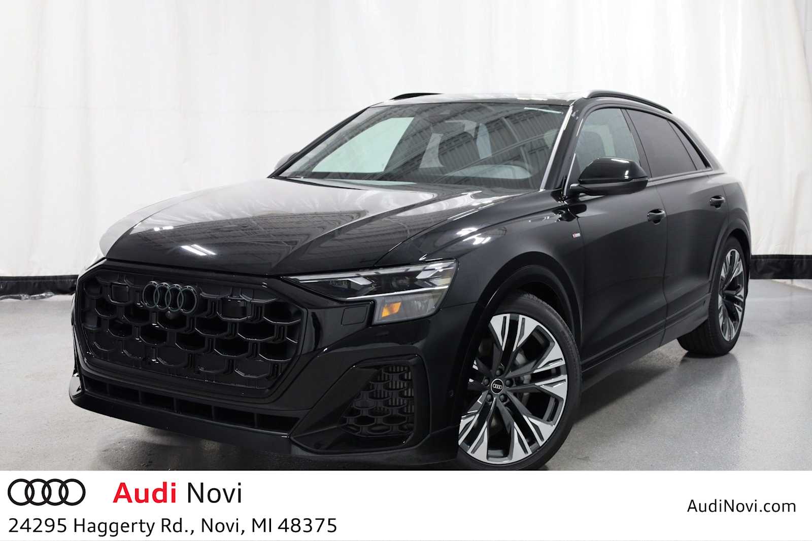 Thumbnail: 2026 Audi Q8 - 1