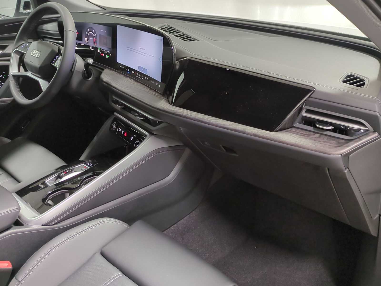 Thumbnail: 2026 Audi Q5 - 6