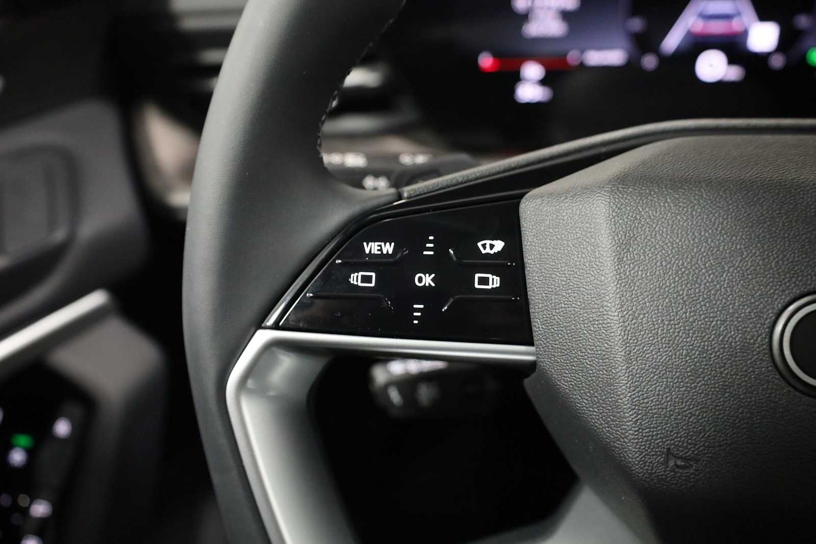 Thumbnail: 2025 Audi Q5 - 24