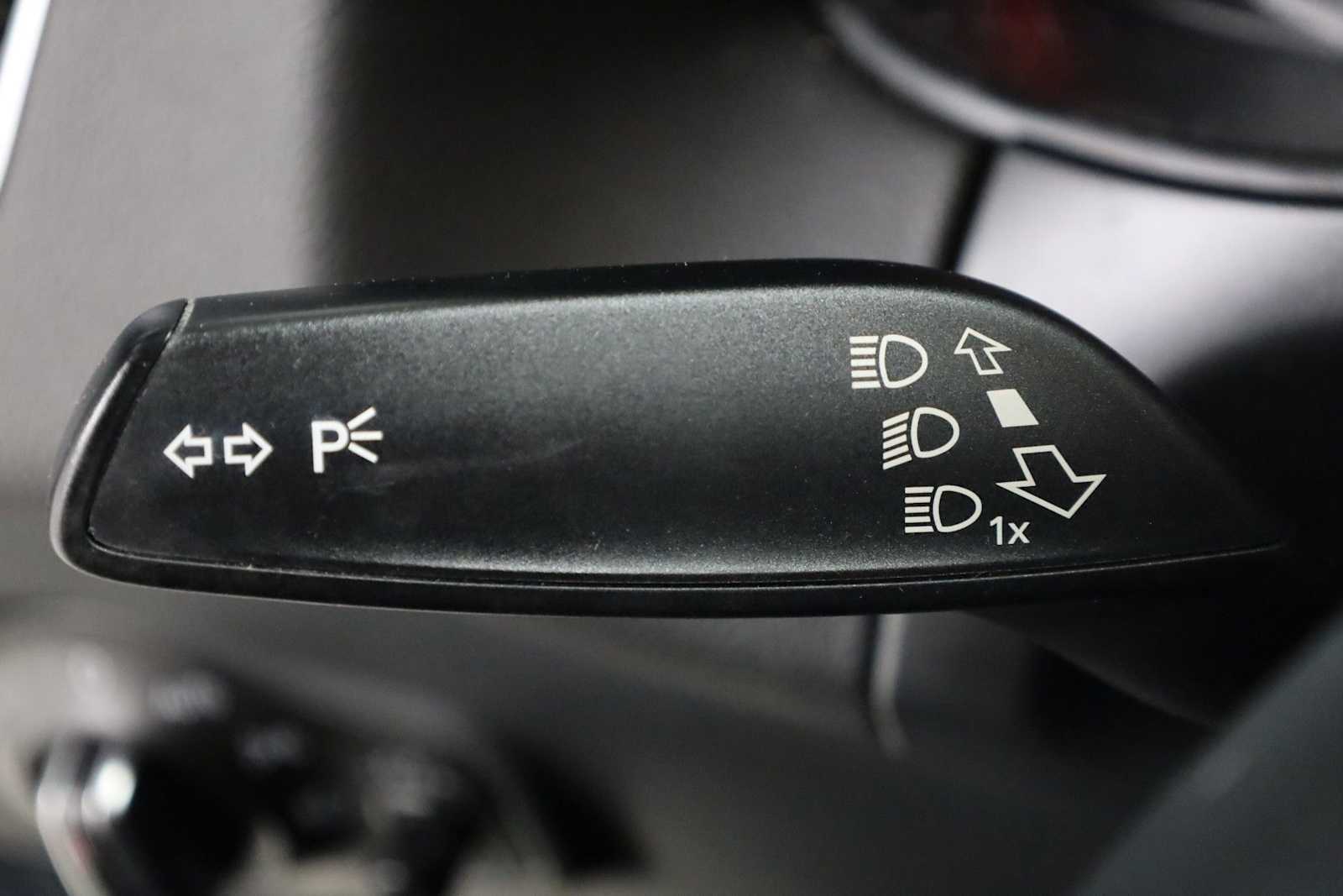 Thumbnail: 2016 Audi Q5 - 29