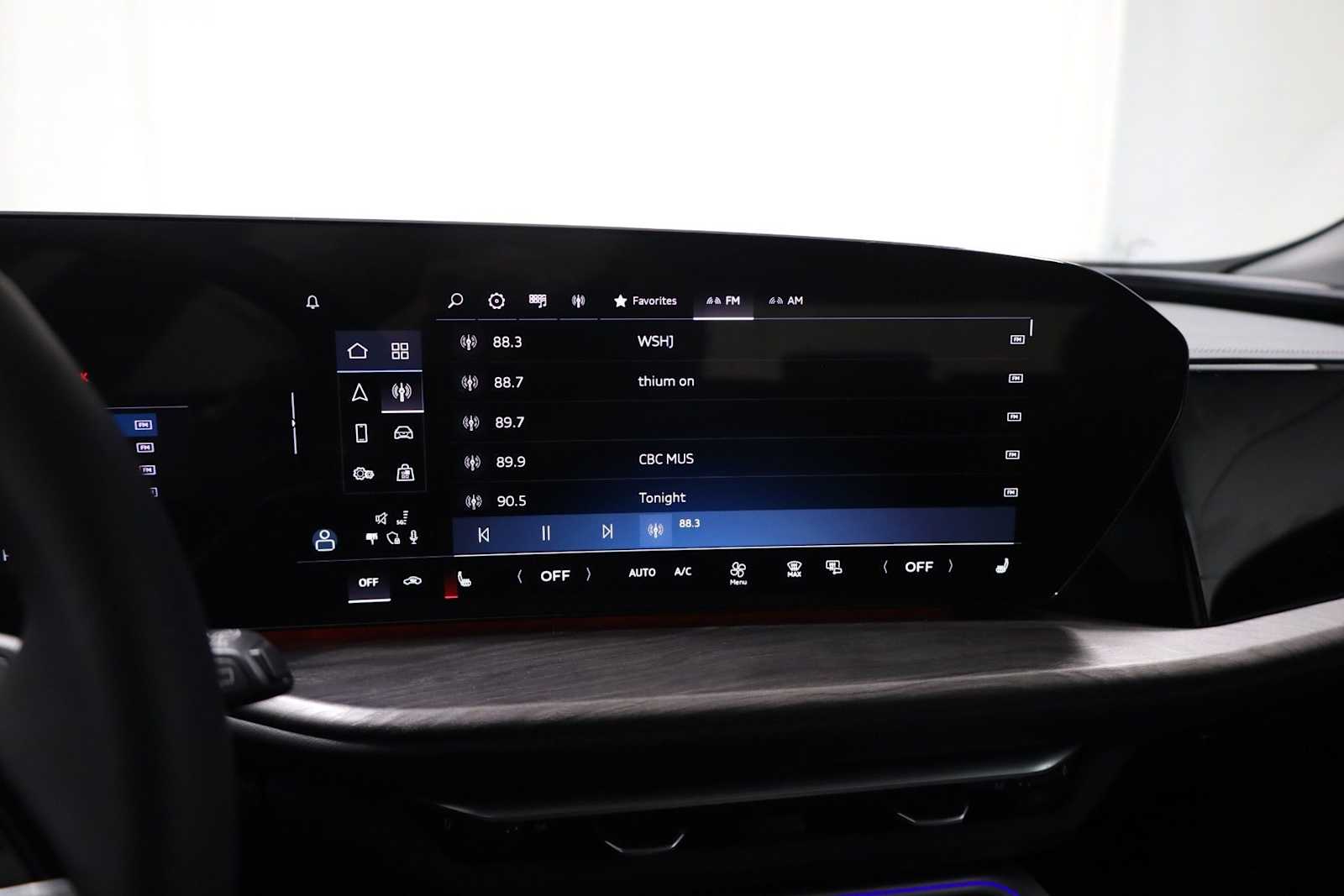 Thumbnail: 2025 Audi Q5 - 29