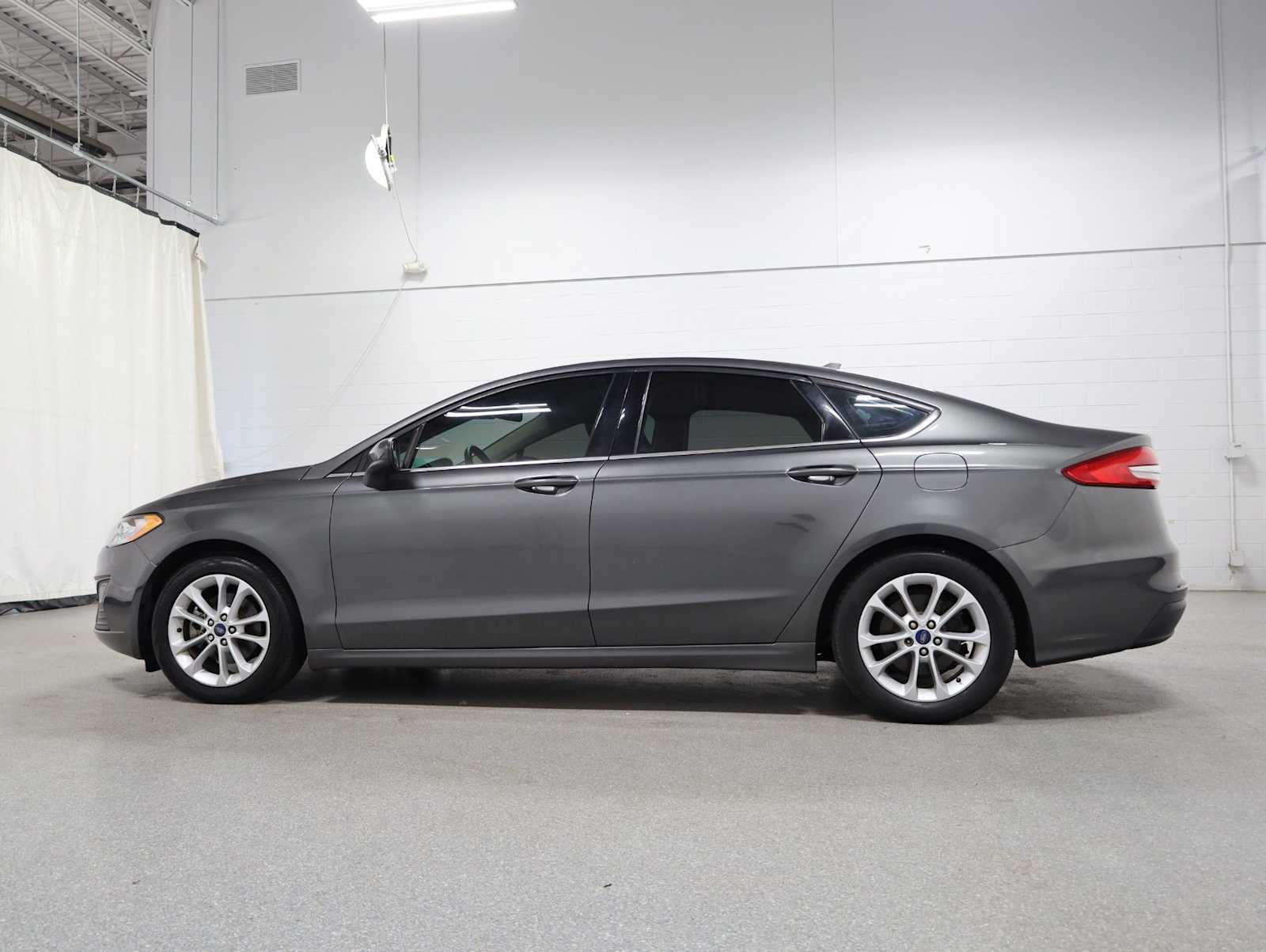 Thumbnail: 2019 Ford Fusion - 2