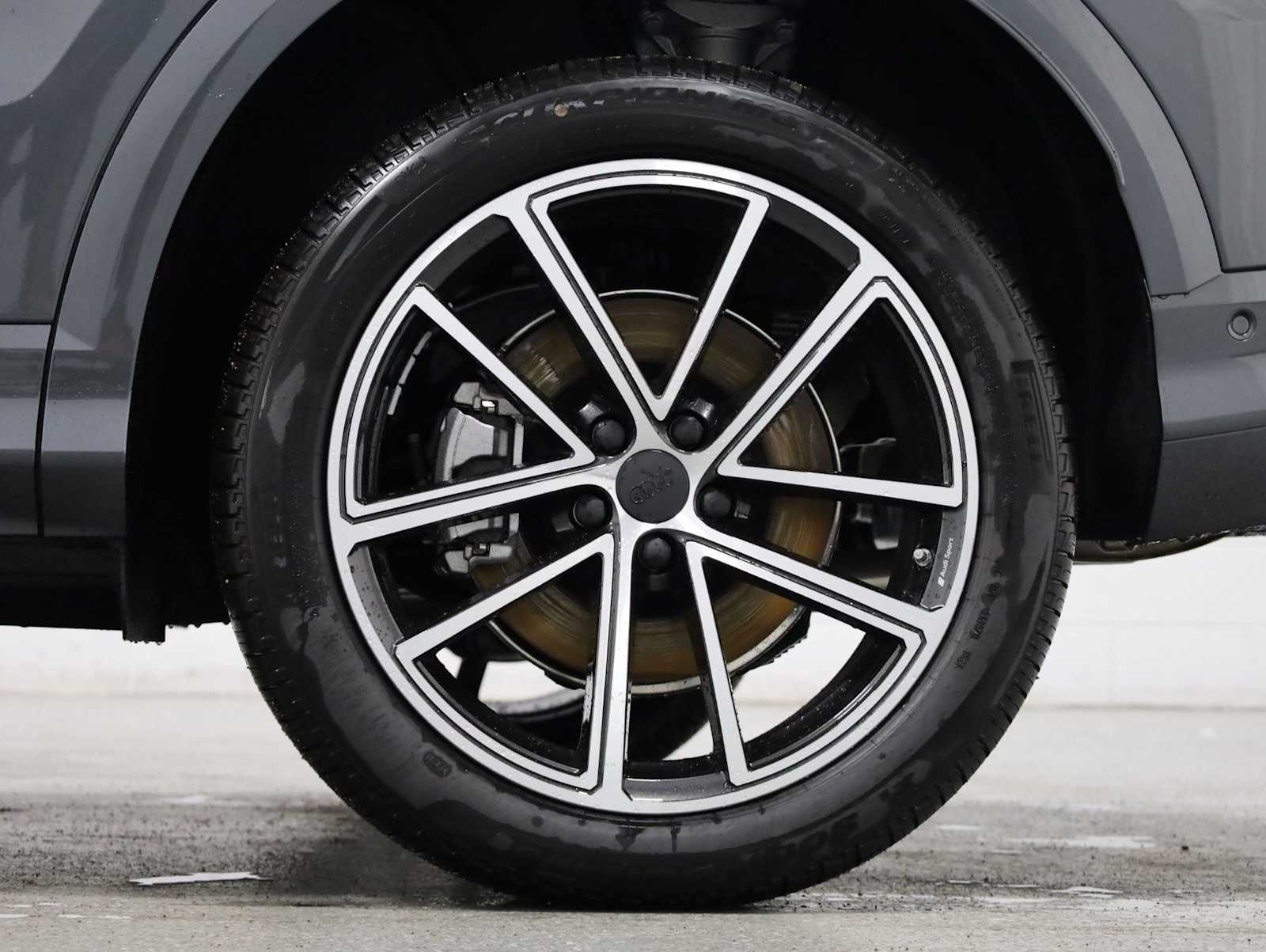 Thumbnail: 2026 Audi Q5 - 36