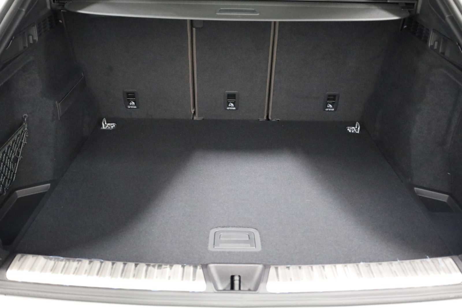 Thumbnail: 2025 Audi Q5 - 38