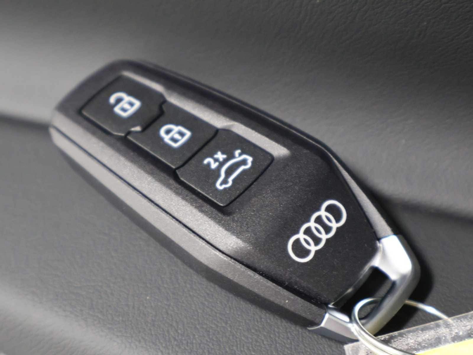 Thumbnail: 2026 Audi A6 - 40