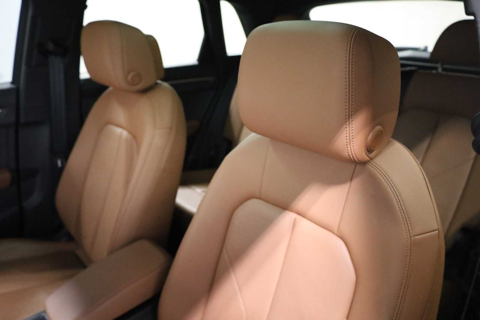 Thumbnail: 2023 Audi Q3 - 18