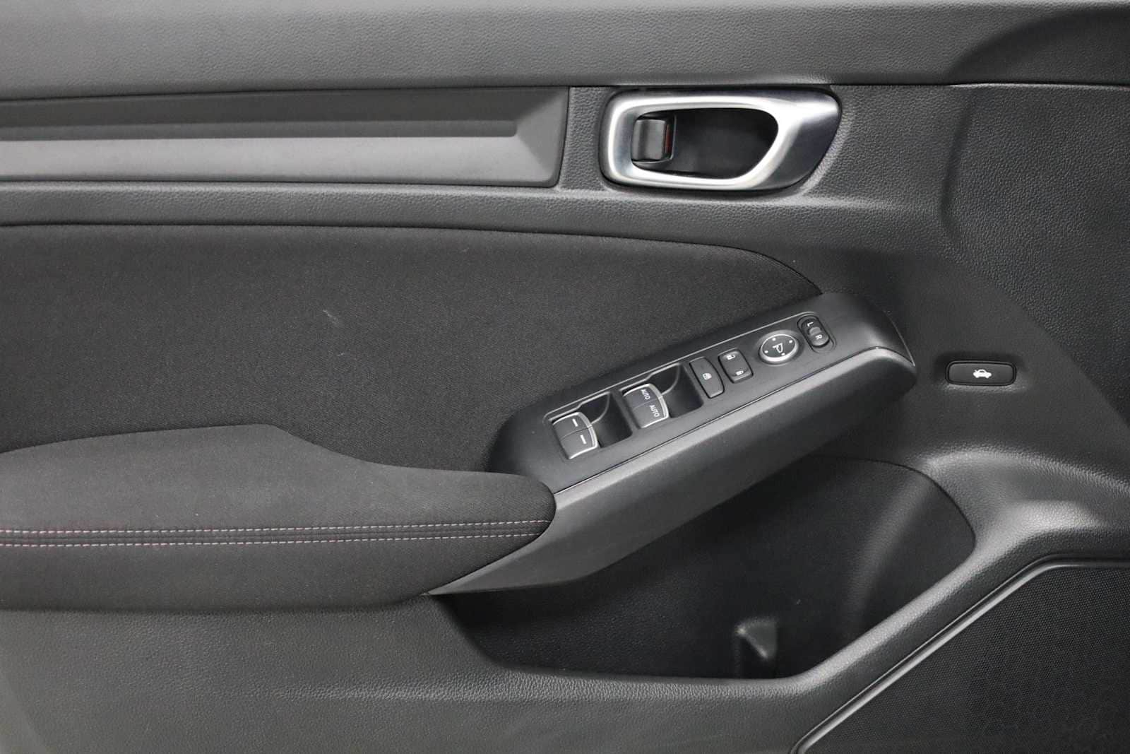 Thumbnail: 2024 Honda Civic - 16