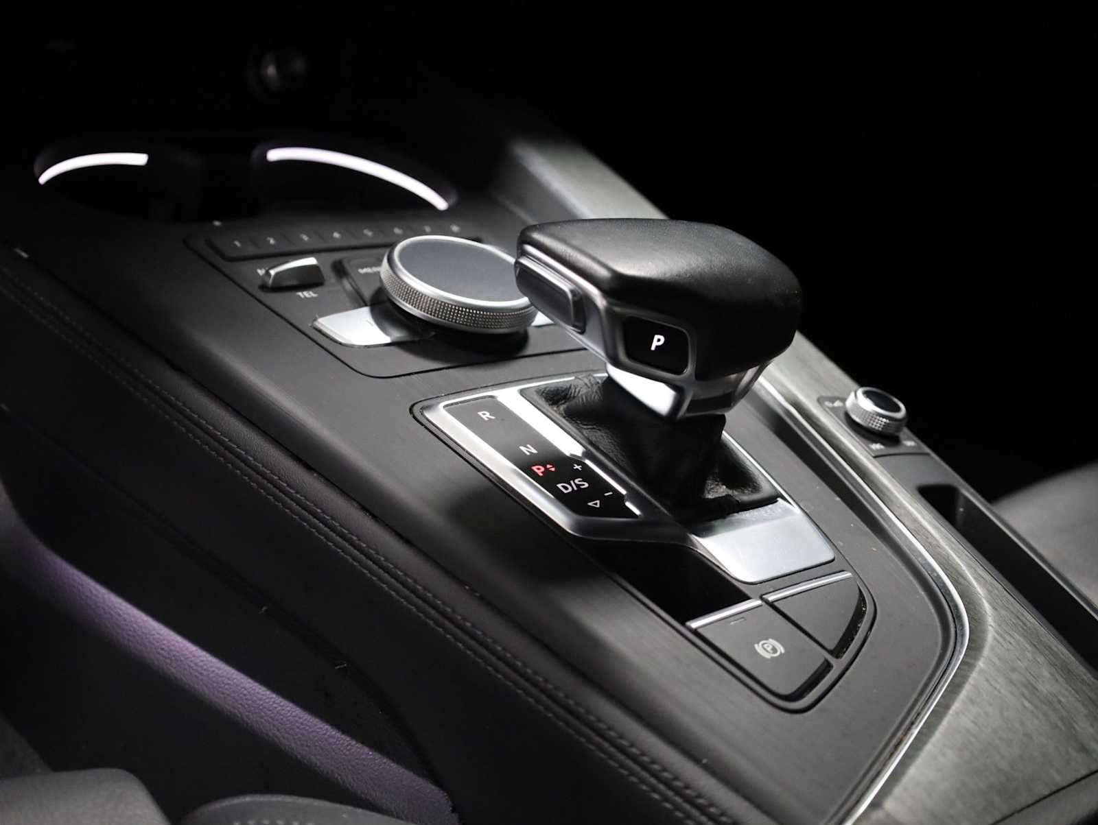 Thumbnail: 2019 Audi A4 - 27