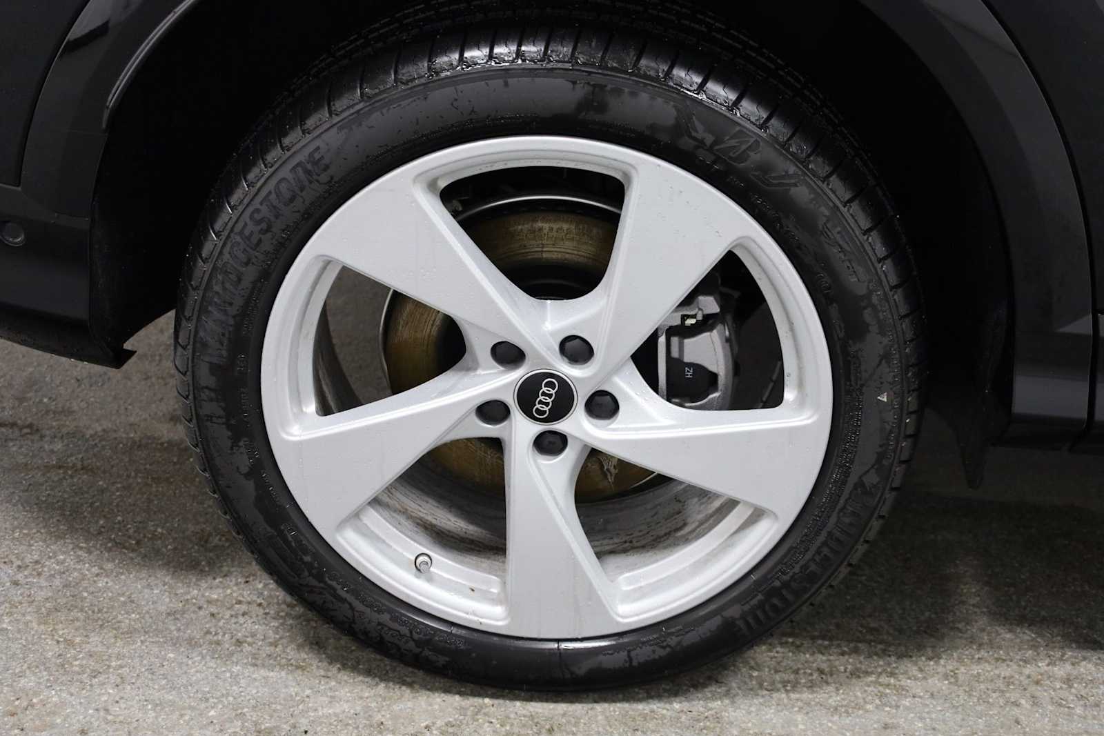 Thumbnail: 2025 Audi Q5 - 35