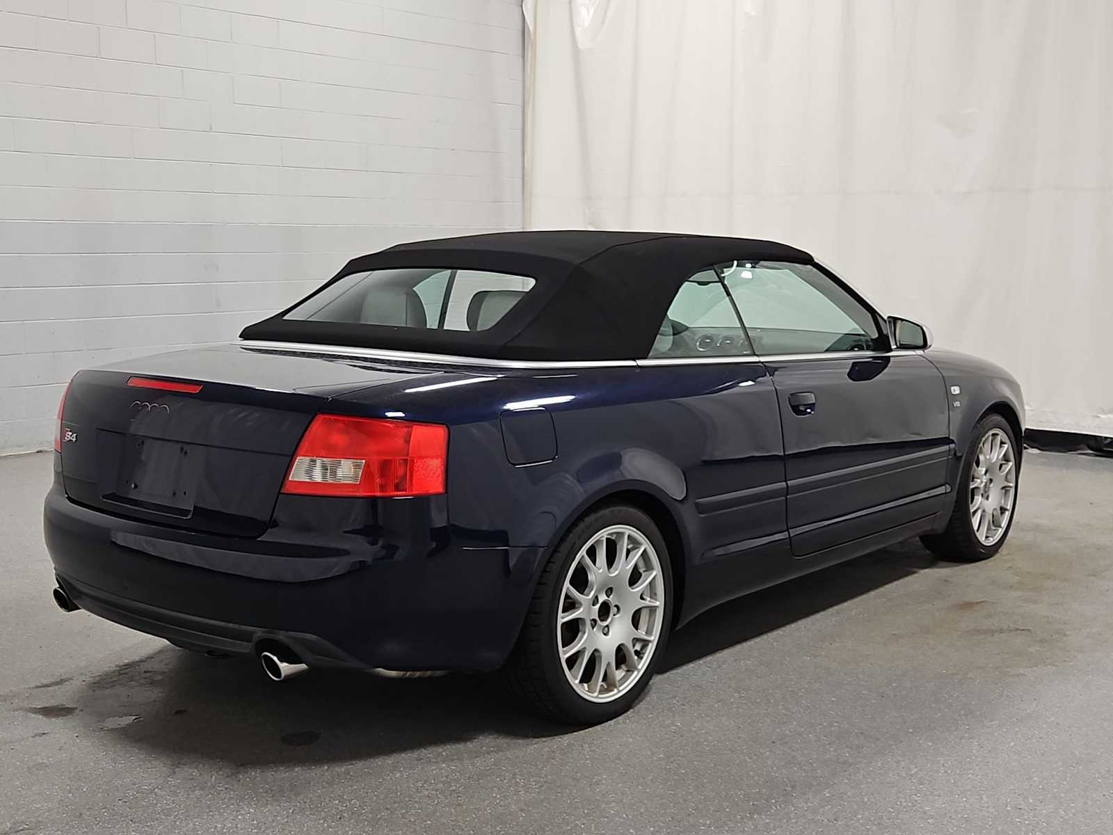 Thumbnail: 2006 Audi S4 - 9