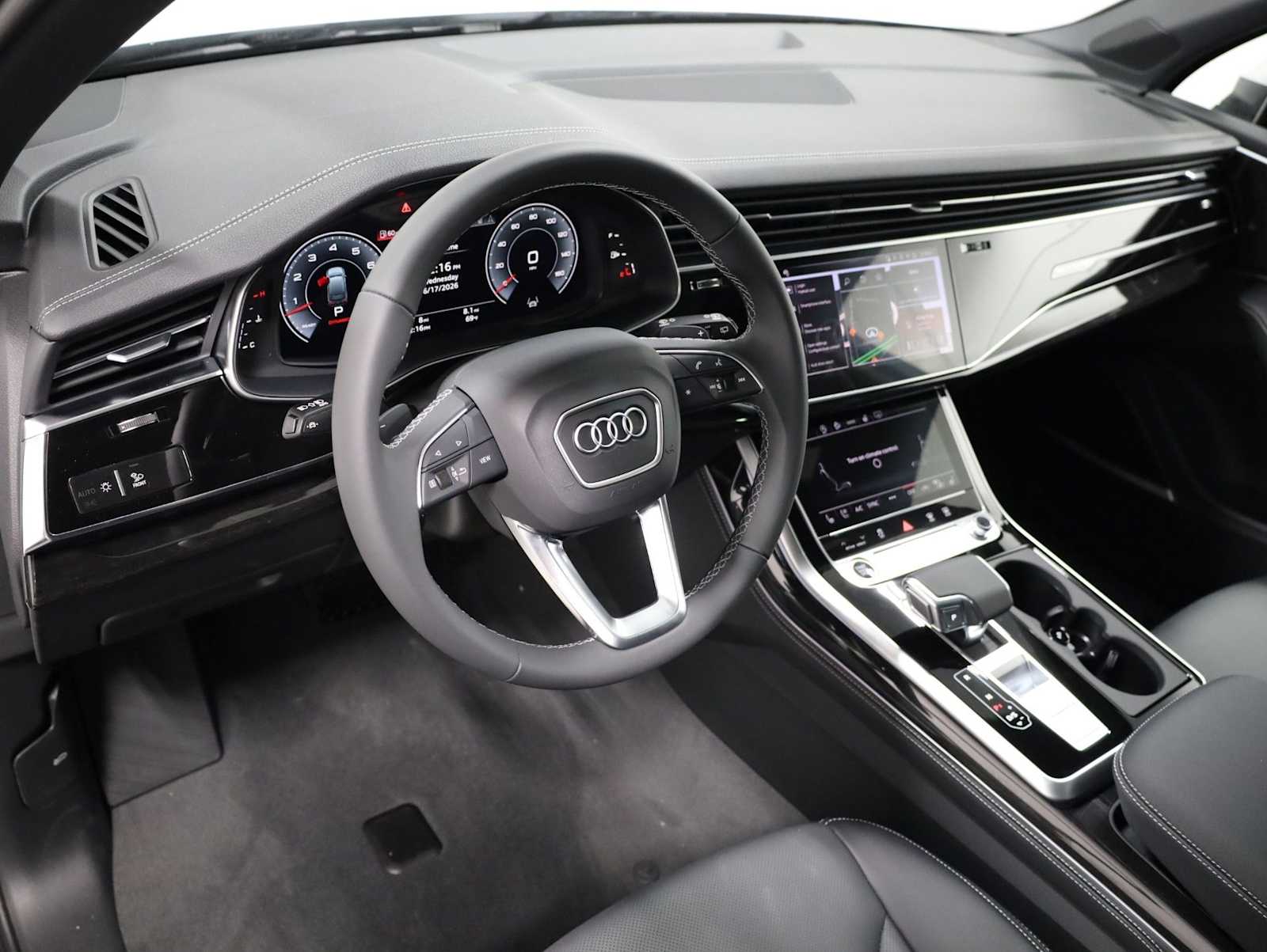 Thumbnail: 2026 Audi Q7 - 4