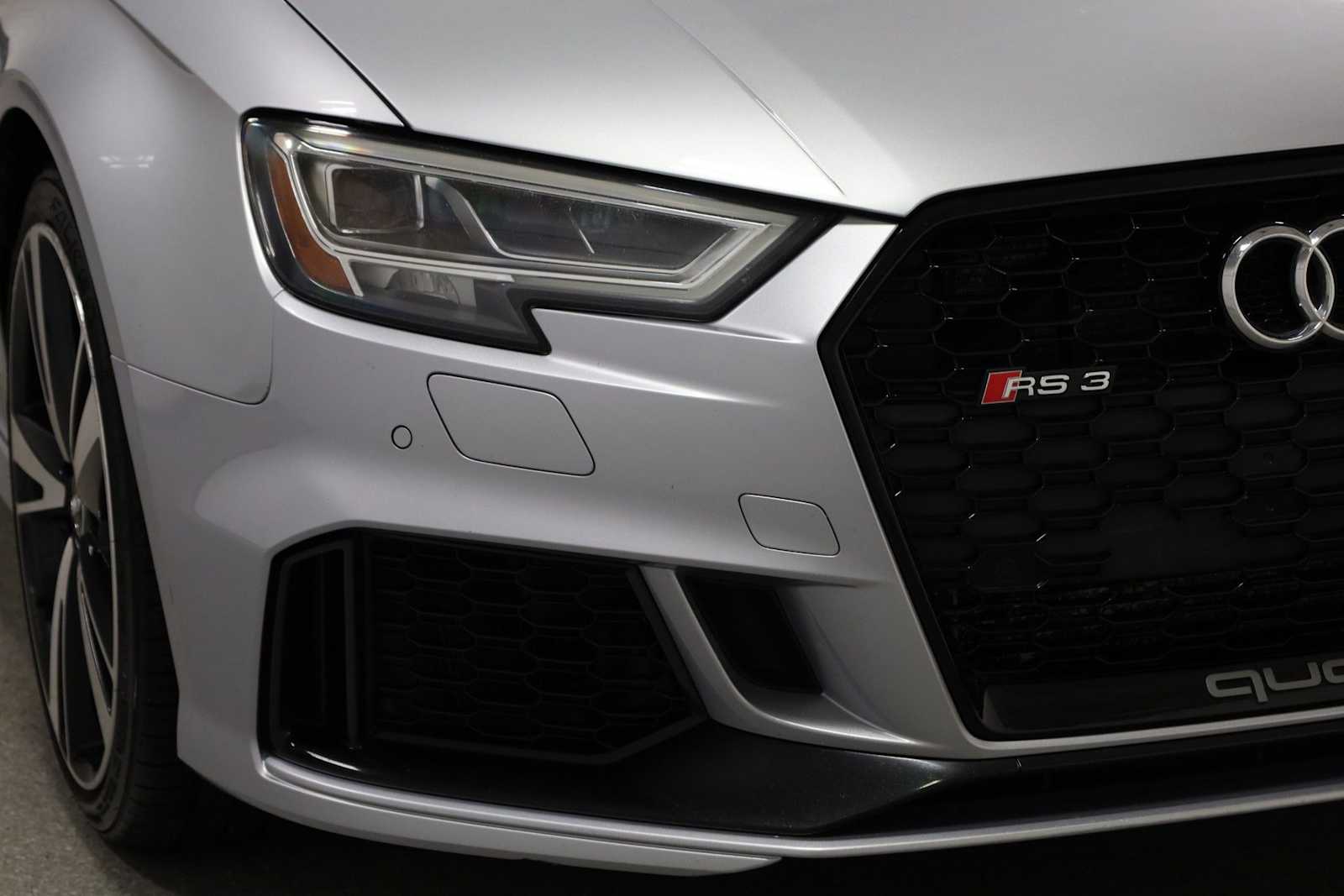 Thumbnail: 2018 Audi RS 3 - 16
