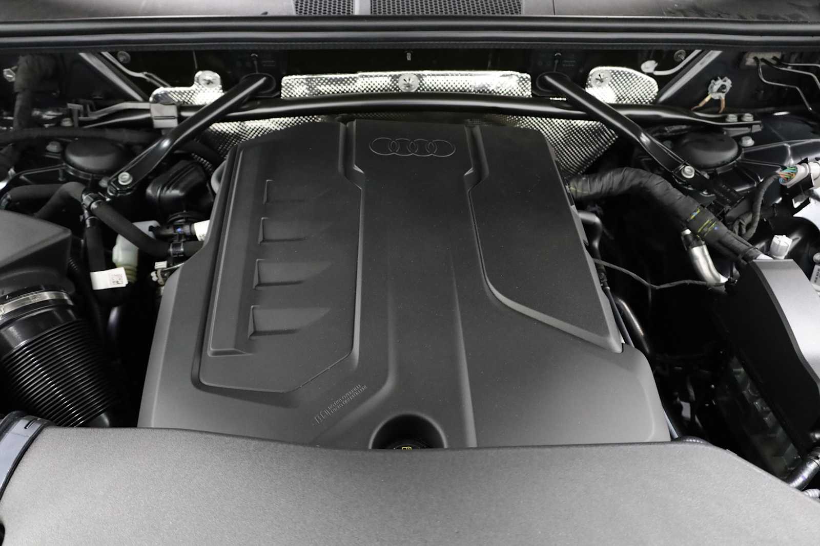 Thumbnail: 2025 Audi Q5 - 38