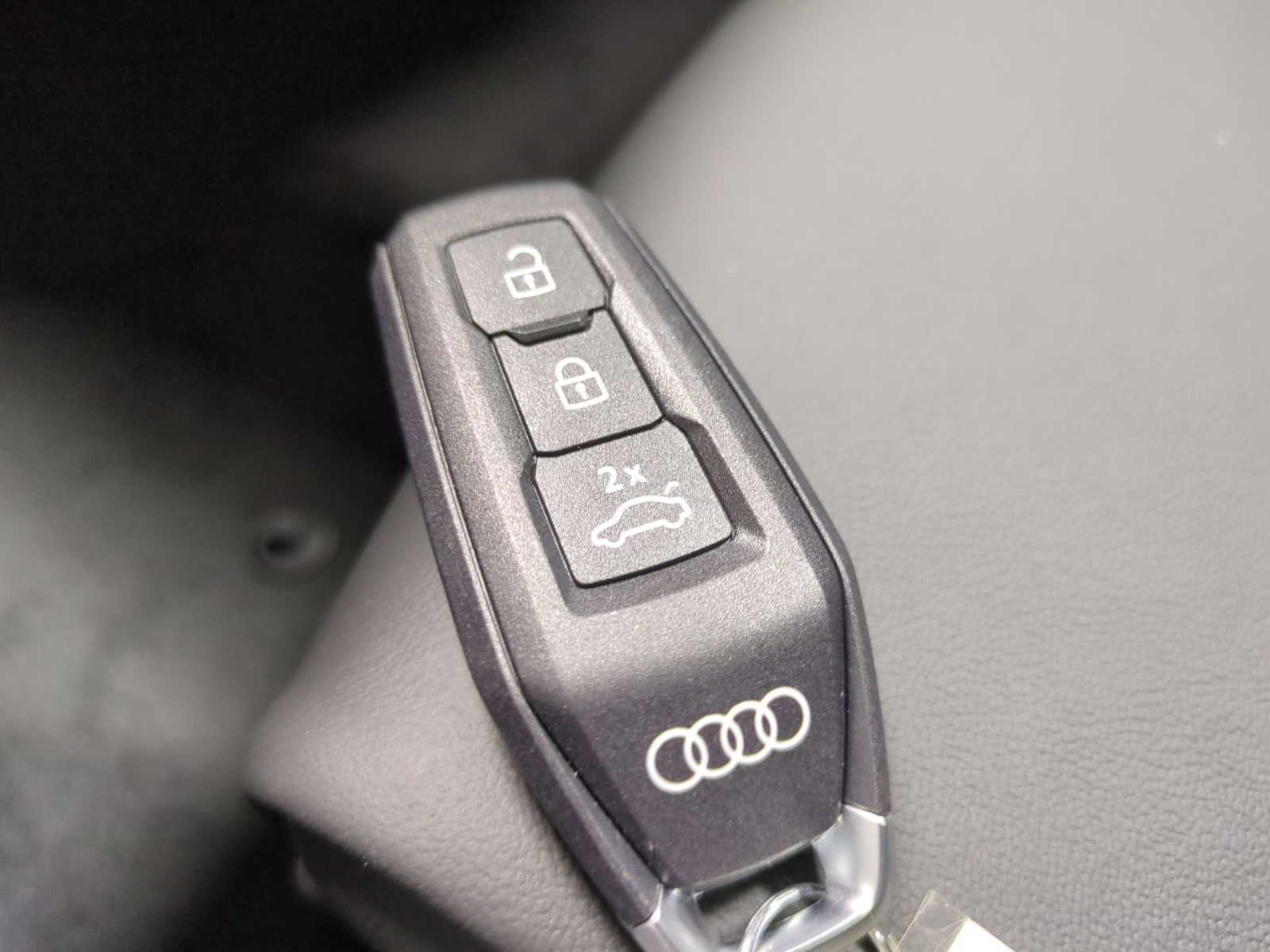 Thumbnail: 2026 Audi A6 - 41