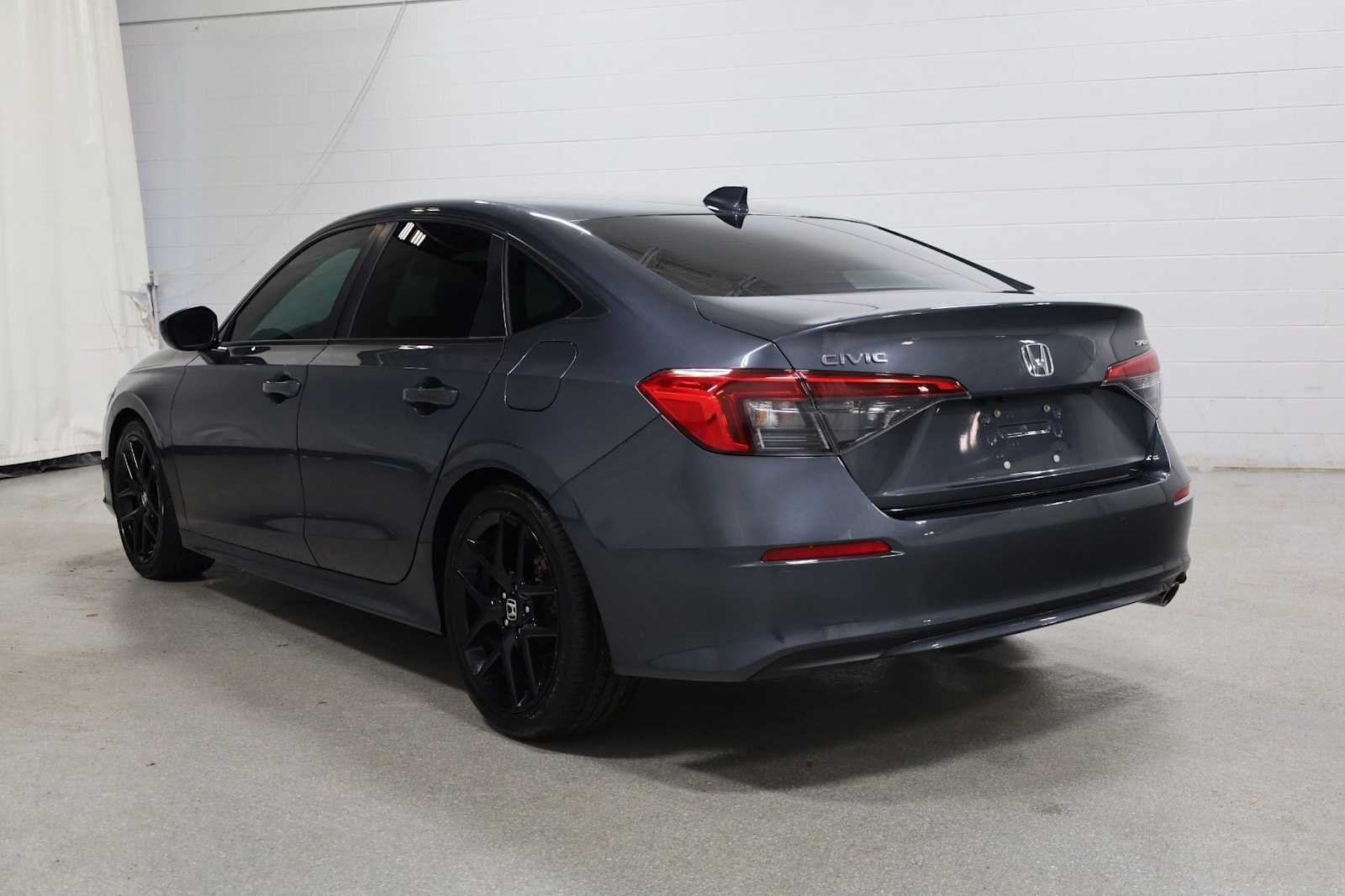 Thumbnail: 2024 Honda Civic - 3