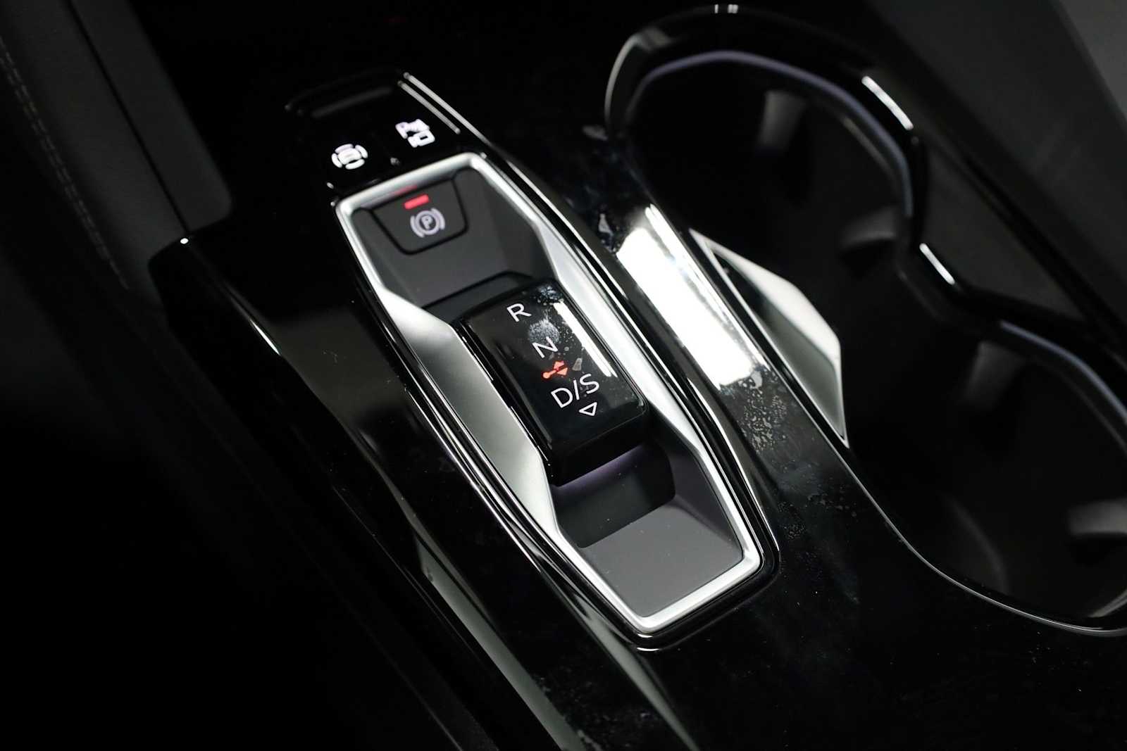 Thumbnail: 2025 Audi Q5 - 27