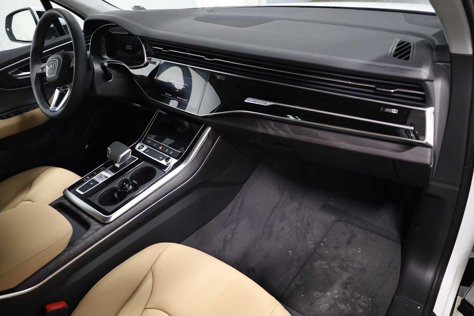 Thumbnail: 2026 Audi Q7 - 6