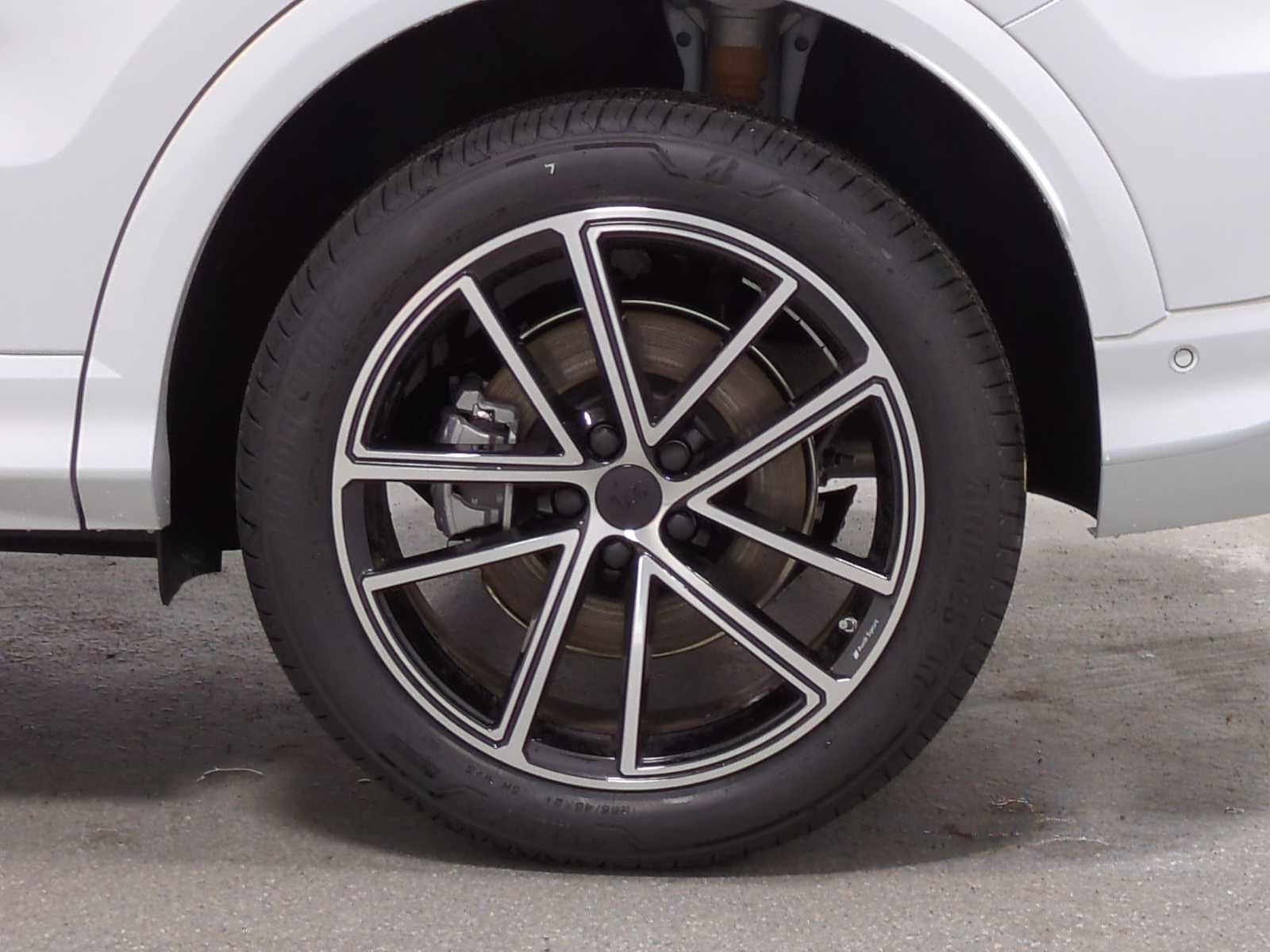 Thumbnail: 2026 Audi Q5 - 37