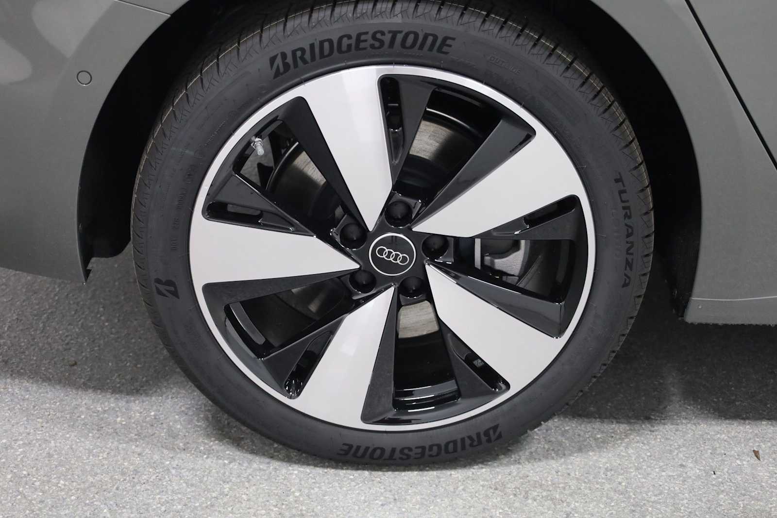 Thumbnail: 2025 Audi A5 - 36