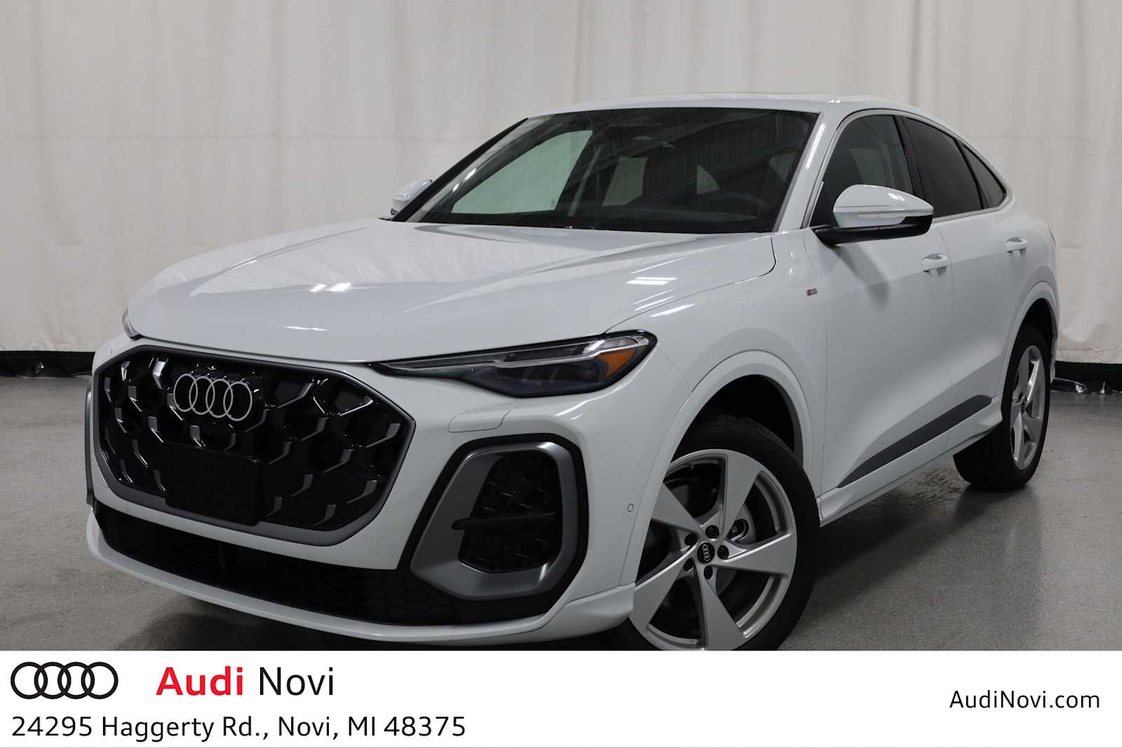 Thumbnail: 2025 Audi Q5 - 1