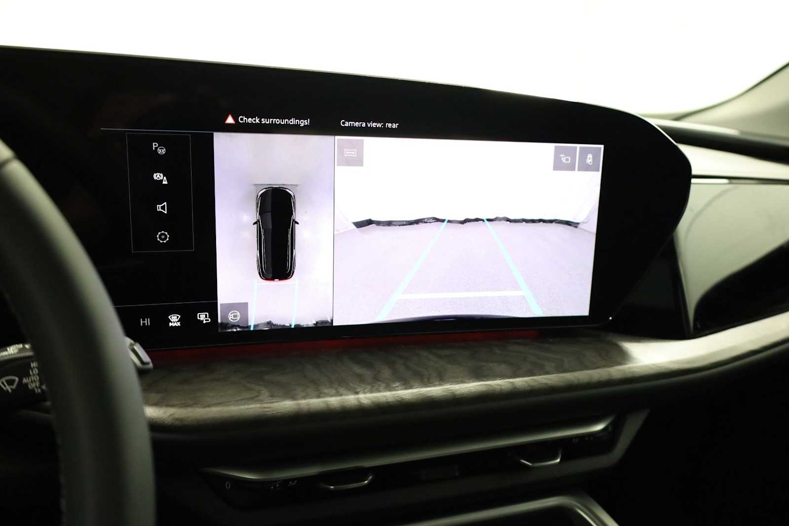 Thumbnail: 2025 Audi Q5 - 32