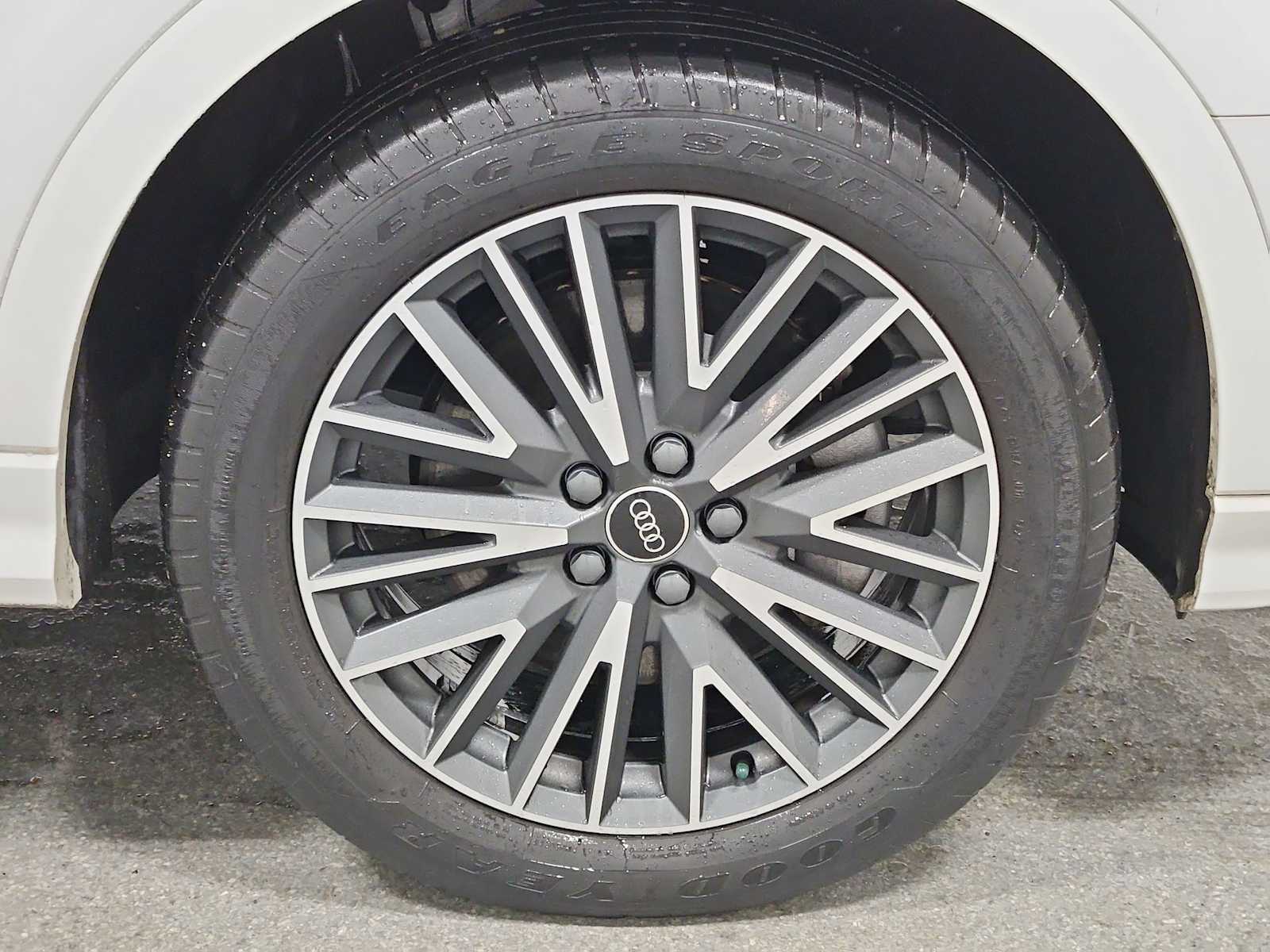 Thumbnail: 2022 Audi Q3 - 12