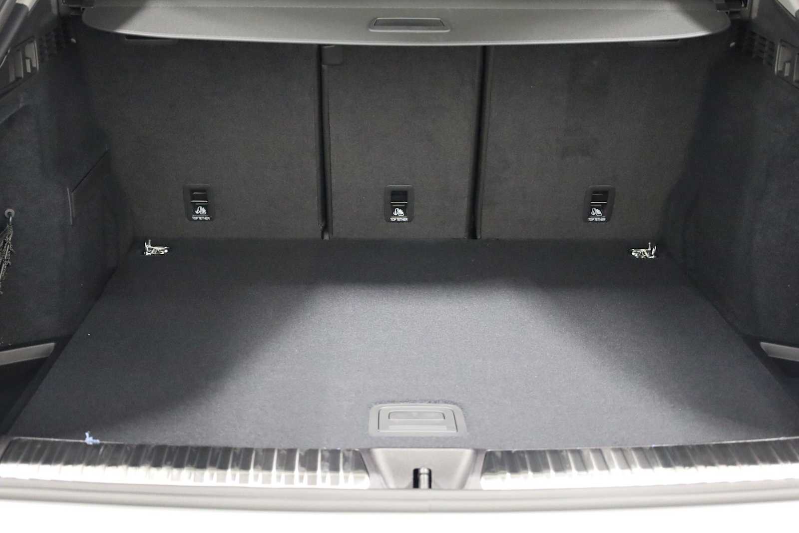 Thumbnail: 2025 Audi Q5 - 39