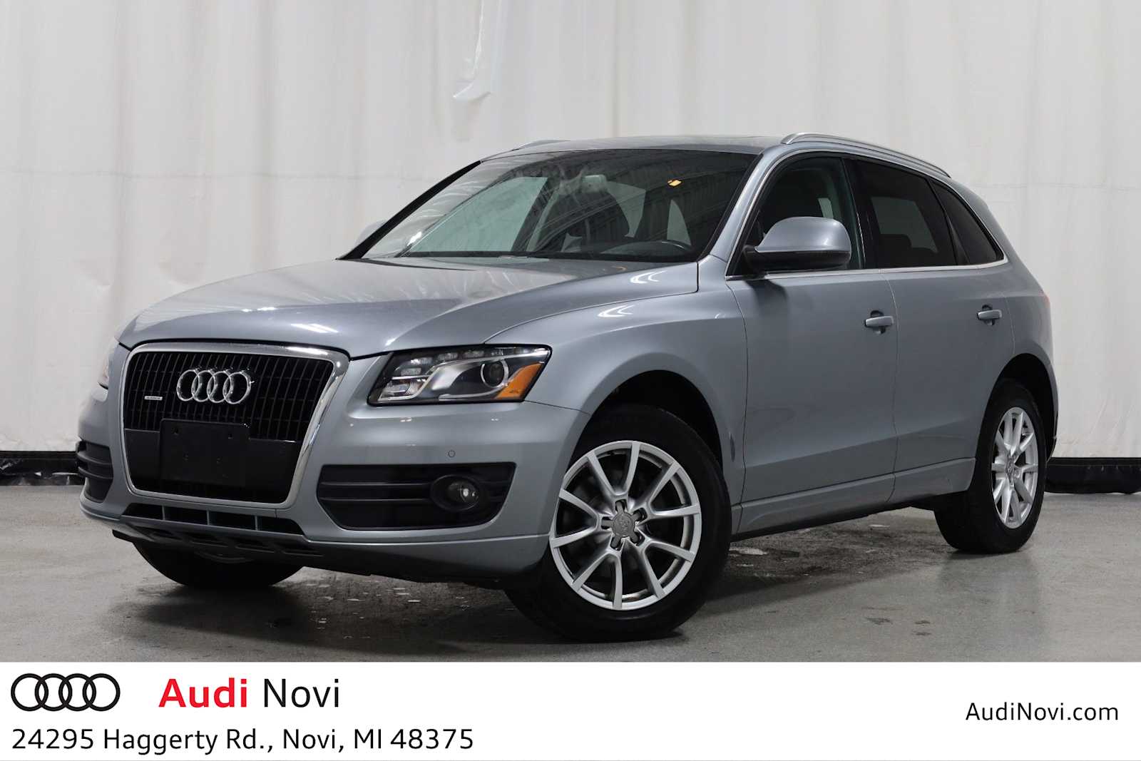 2010 Audi Q5 Premium -
                  Novi, MI