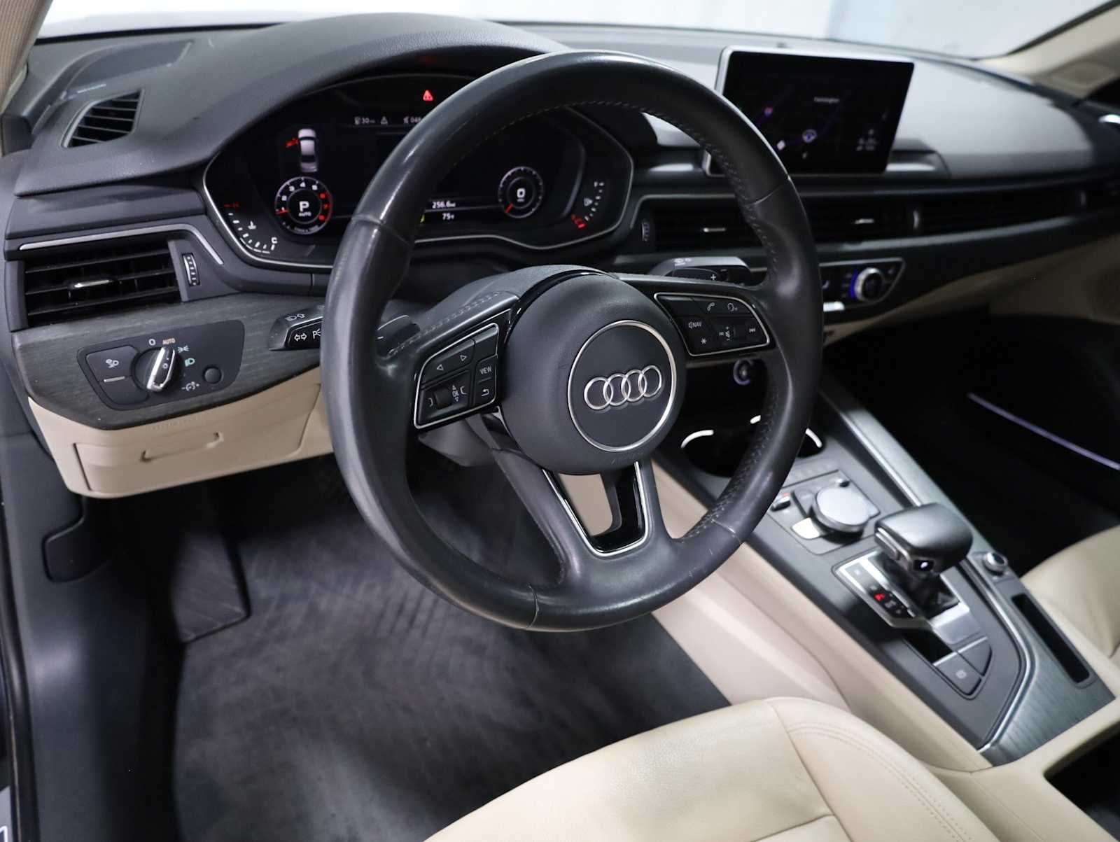 Thumbnail: 2018 Audi A4 - 4