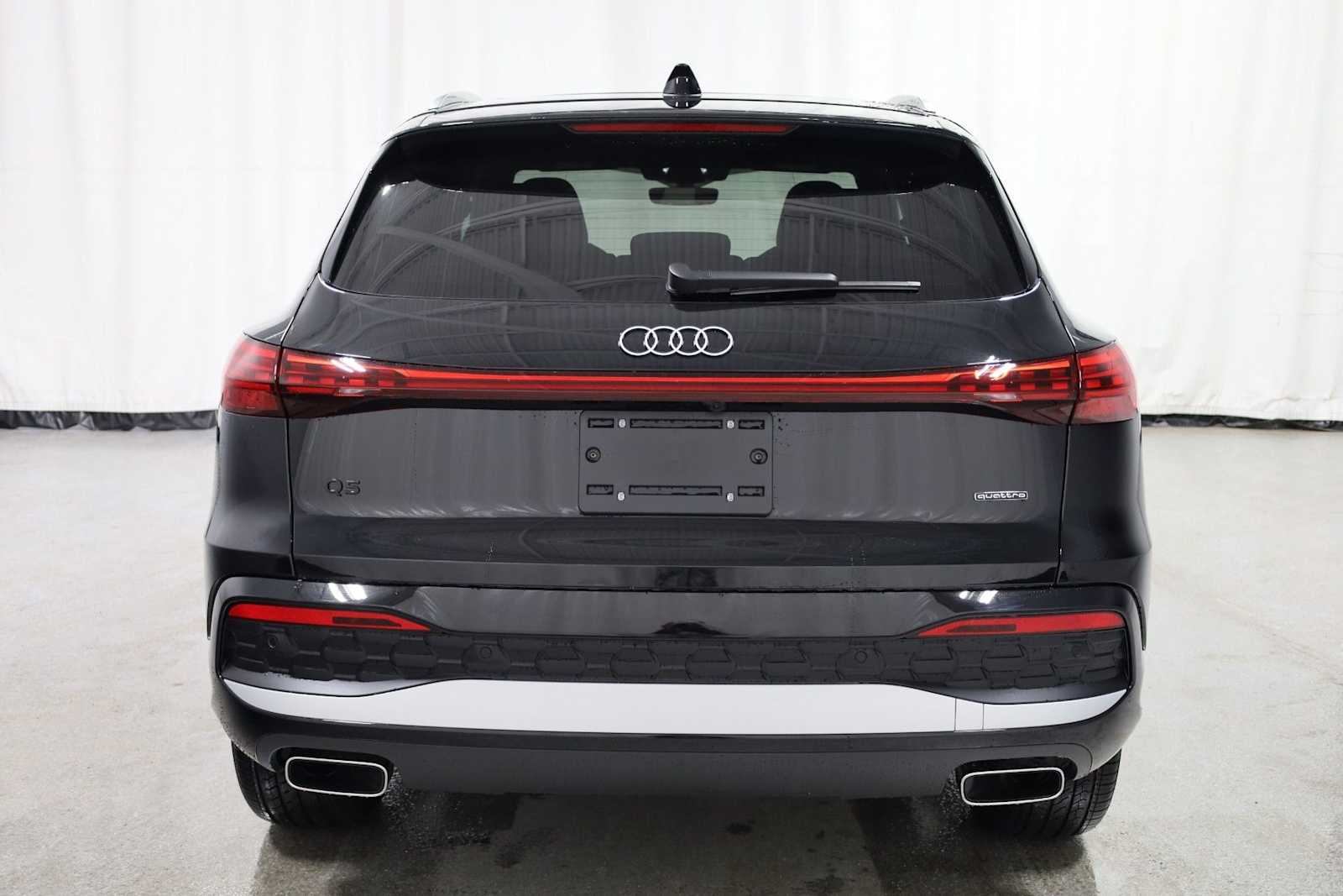 Thumbnail: 2025 Audi Q5 - 7