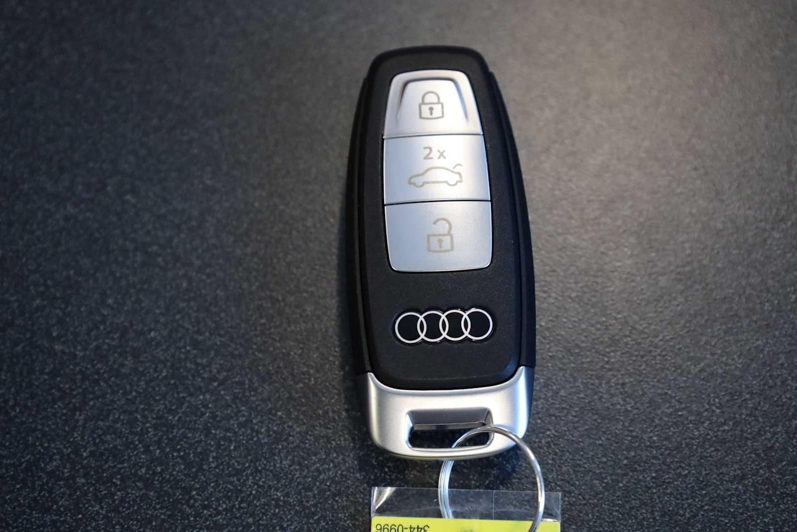 Thumbnail: 2026 Audi RS 3 - 41