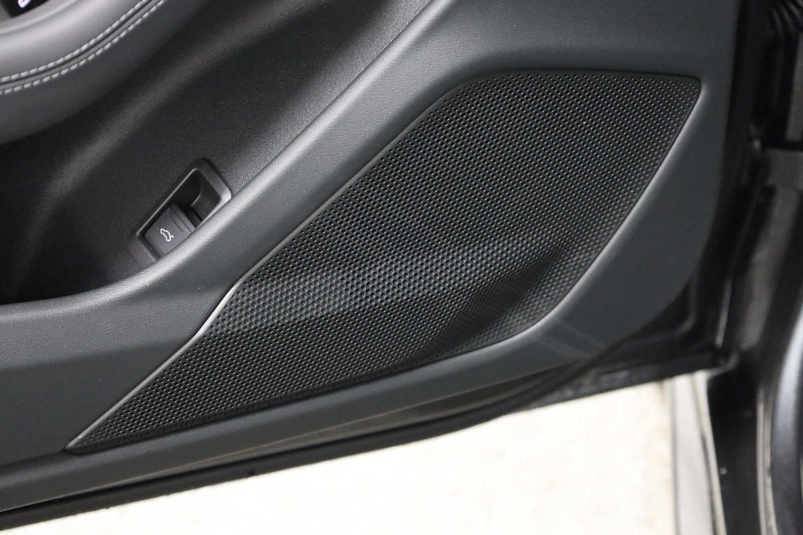 Thumbnail: 2026 Audi A6 - 17