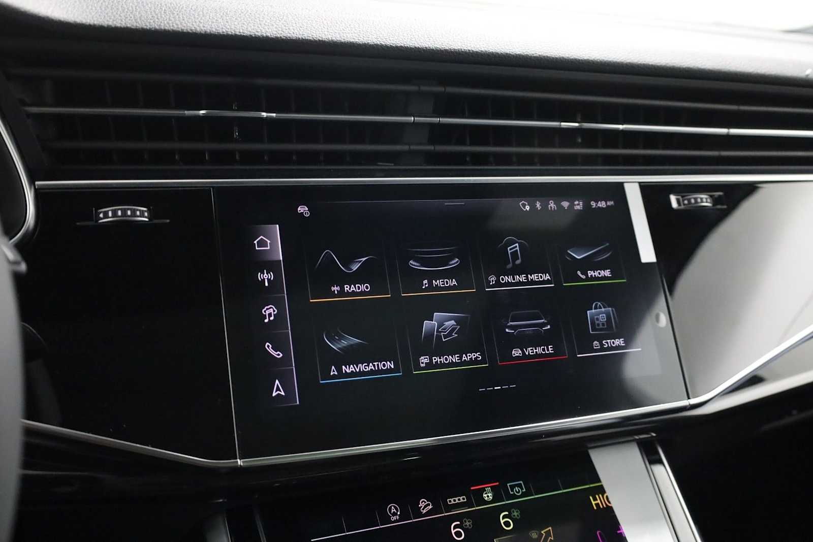 Thumbnail: 2026 Audi Q7 - 30