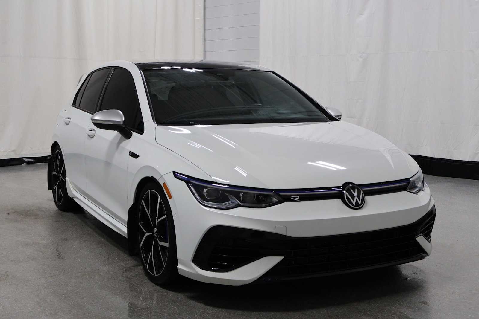 Thumbnail: 2023 Volkswagen Golf - 13