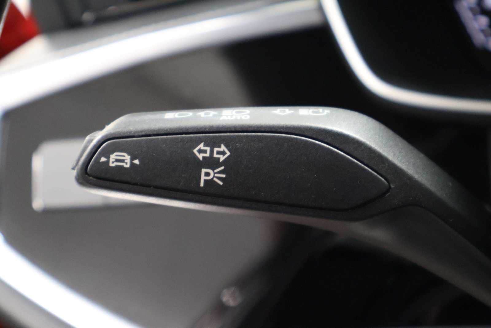 Thumbnail: 2023 Audi Q3 - 26