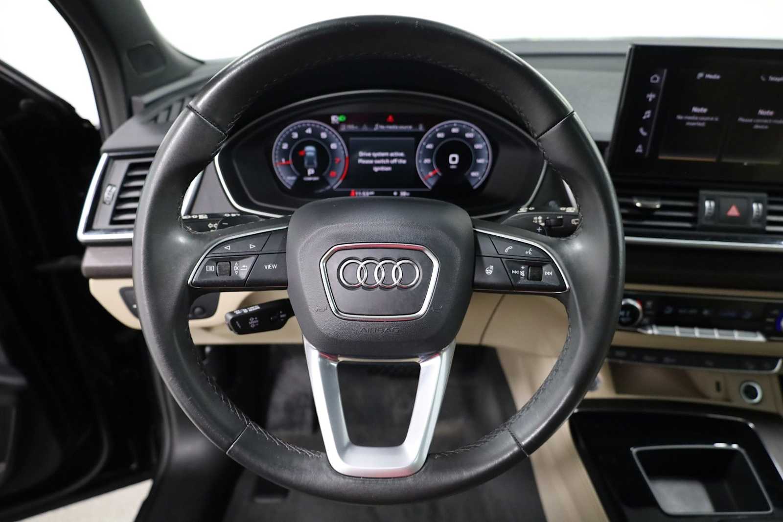Thumbnail: 2023 Audi Q5 - 23