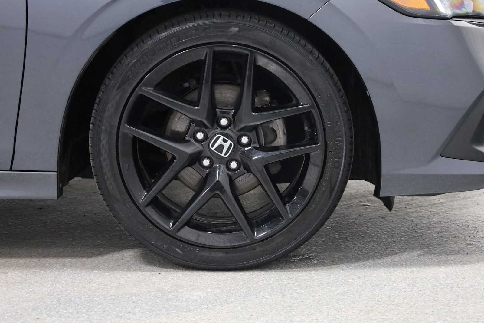 Thumbnail: 2024 Honda Civic - 12