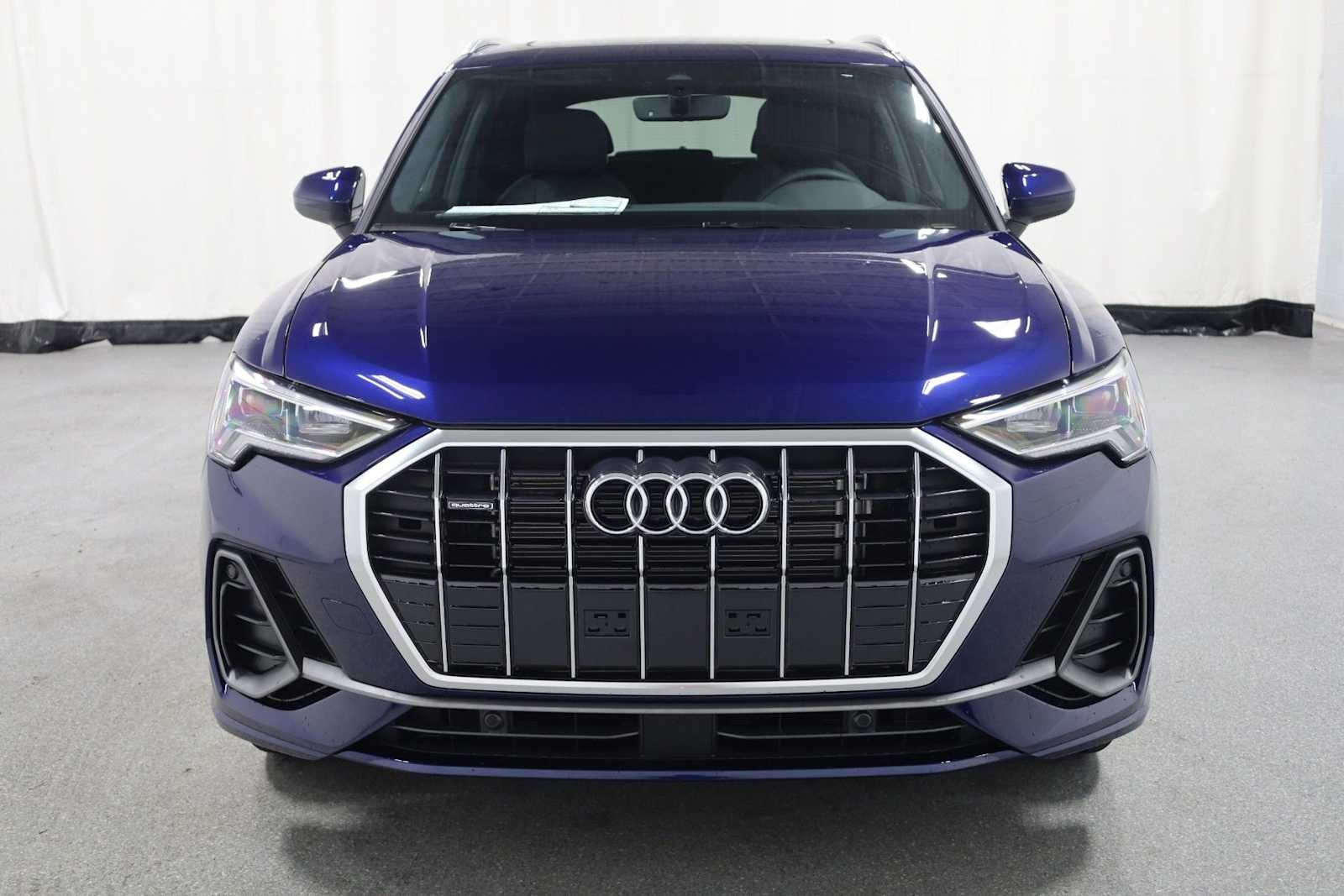 Thumbnail: 2025 Audi Q3 - 14